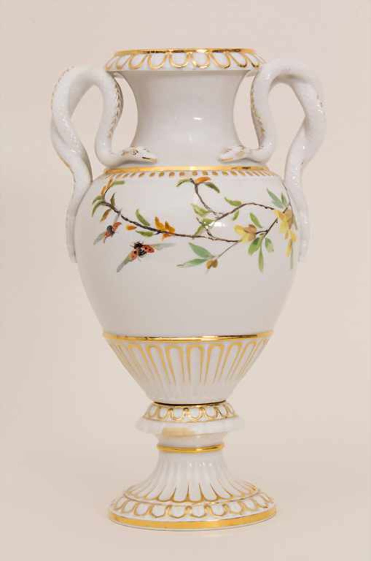 Schlangenhenkelvase mit Vogeldekor / A snake handled vase with a bird, Meissen, um 1860Material: - Bild 3 aus 10