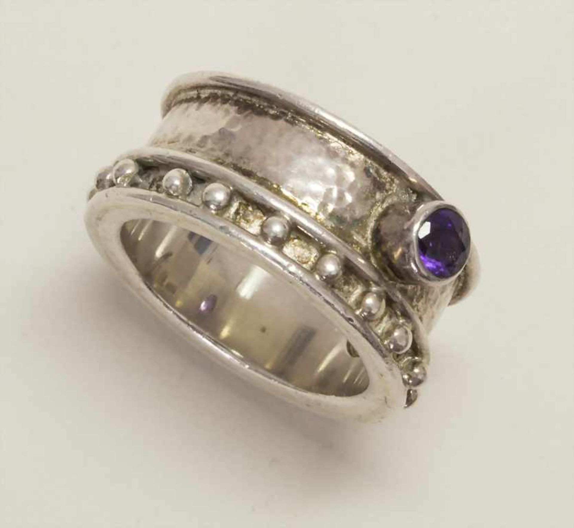 Designer RingMaterial: Silber 925, Amethyst,Punzierung: Meistermarke, Garantiemarke,RG: EUR 55, 7,25