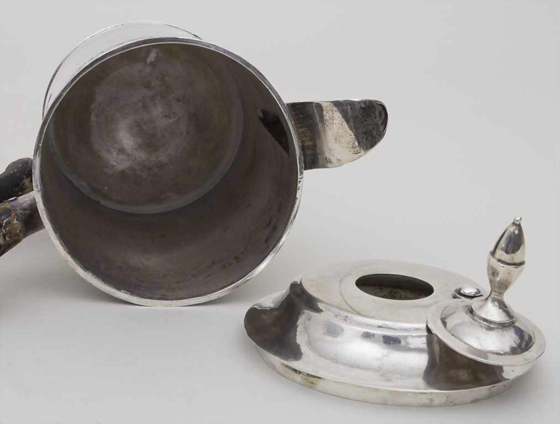 Paar Empire Chocolatieren / Schokoladenkannen / A pair of Empire silver hot chocolate jugs, - Image 6 of 16