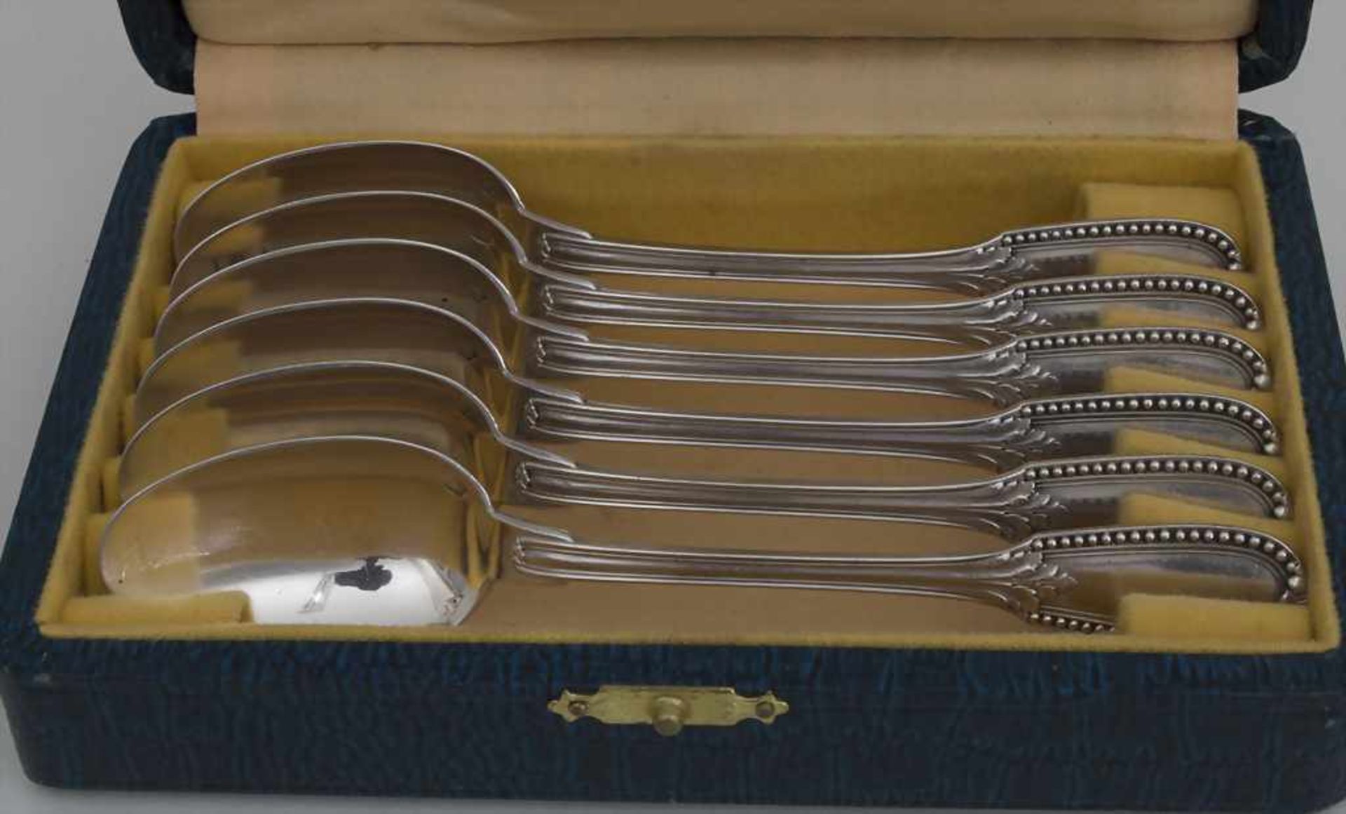 6 Kaffeelöffel im Etui / A set of 6 coffee spoons, Emile Puiforcat, Paris, Ende 19. Jh.Material: - Image 6 of 6