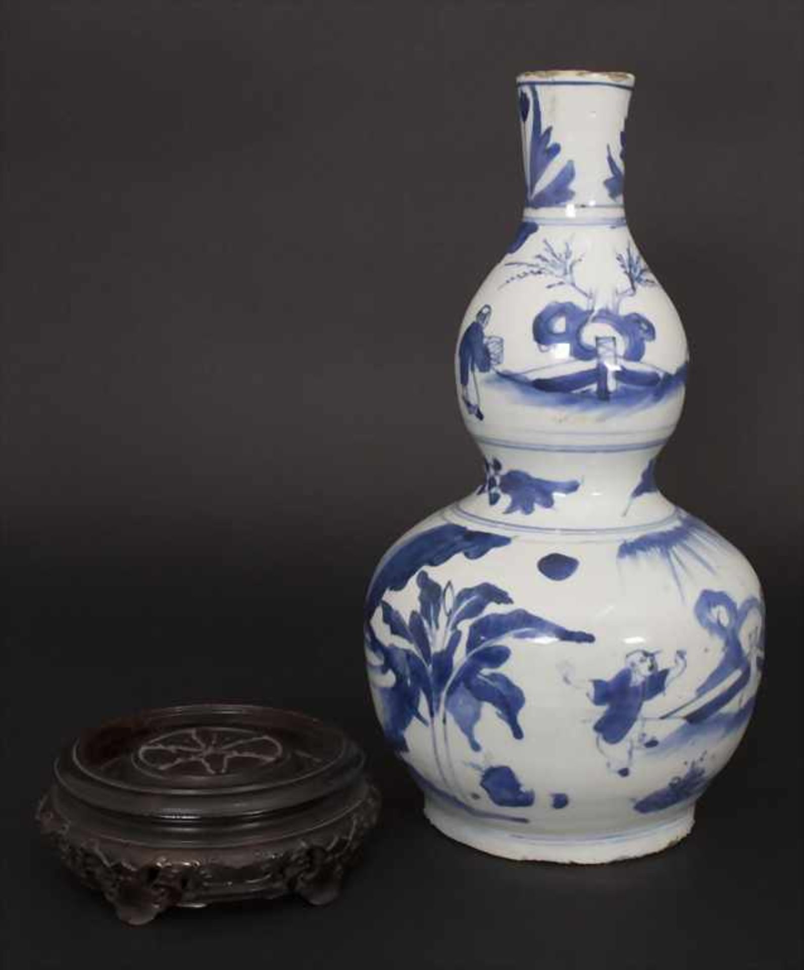 Kalebassenvase / A calabash vase, China, wohl 17. Jh.Material: Porzellan, blaue Unterglasurmalerei, - Bild 12 aus 17