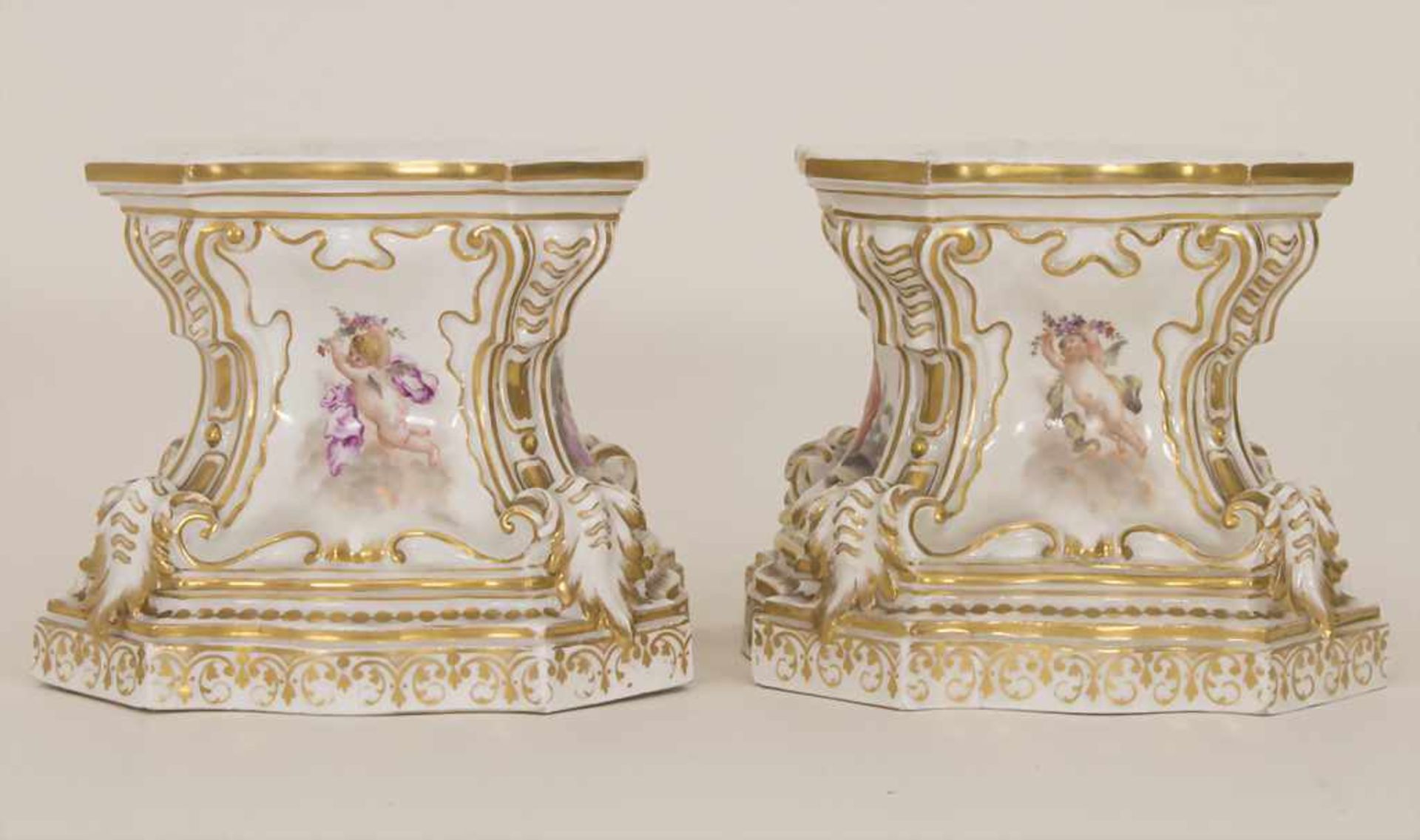 Paar frühe Postamente mit Watteau Malerei / A pair of early pedestals, Meissen, um 1745Material: - Bild 10 aus 16