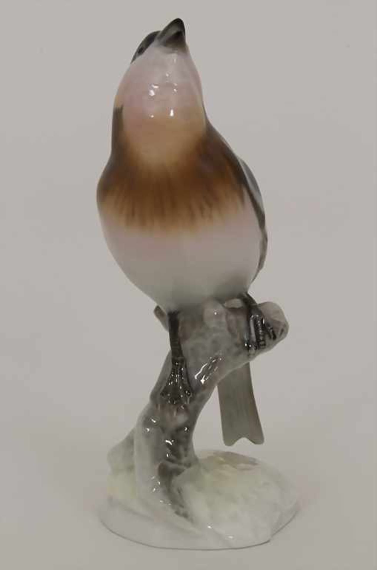Vogelfigur 'Sperling' / A bird figurine of a sparrow, Kunstabteilung Hutschenreuther, Selb, Ende 20. - Bild 2 aus 5