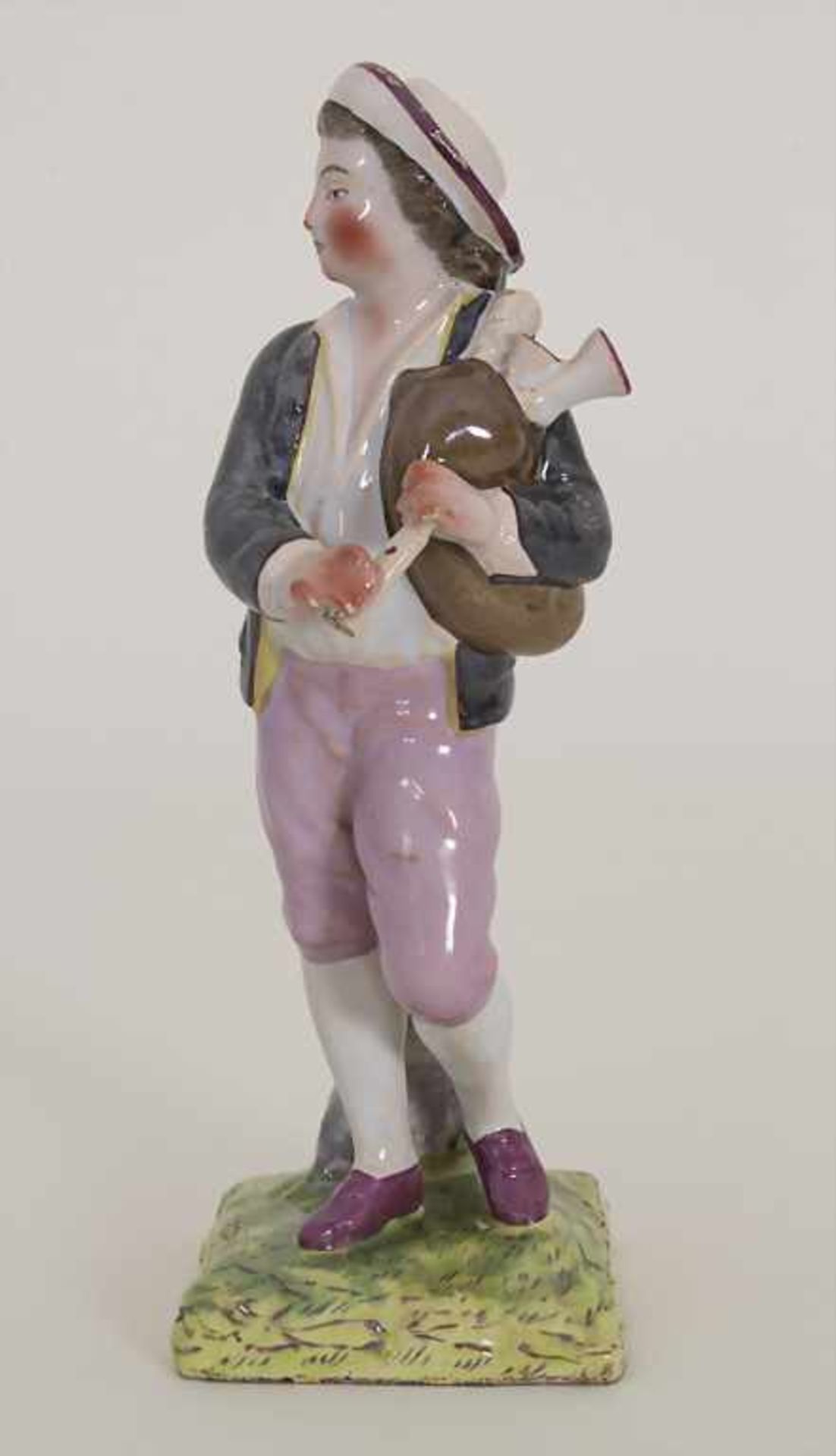 Fayence Figur eines Dudelsackspielers / A faience figure of a bagpiper, Paul Hannong, Straßburg / - Bild 2 aus 6