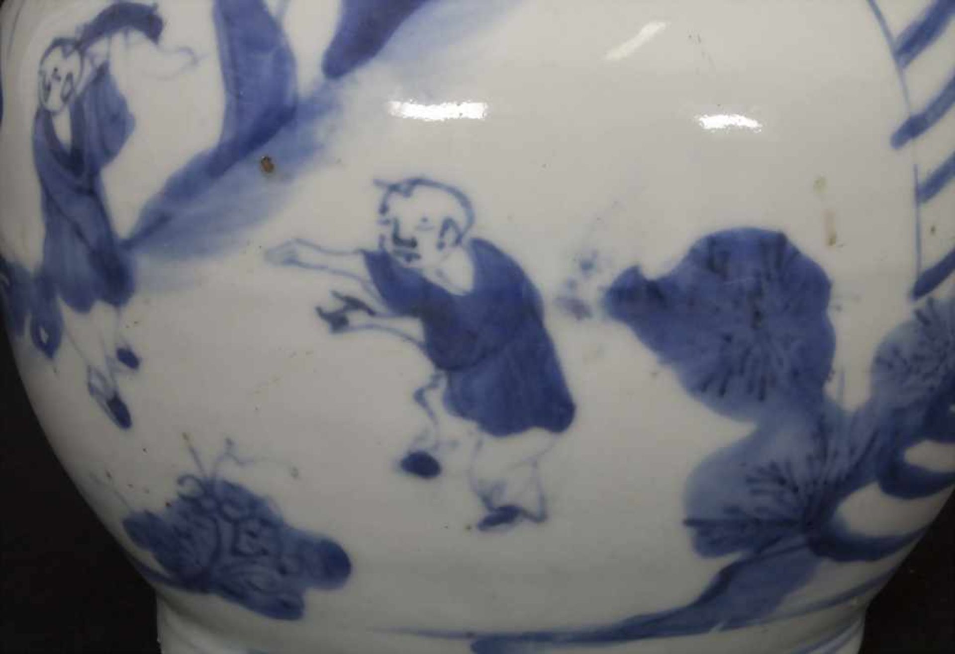Kalebassenvase / A calabash vase, China, wohl 17. Jh.Material: Porzellan, blaue Unterglasurmalerei, - Bild 3 aus 17