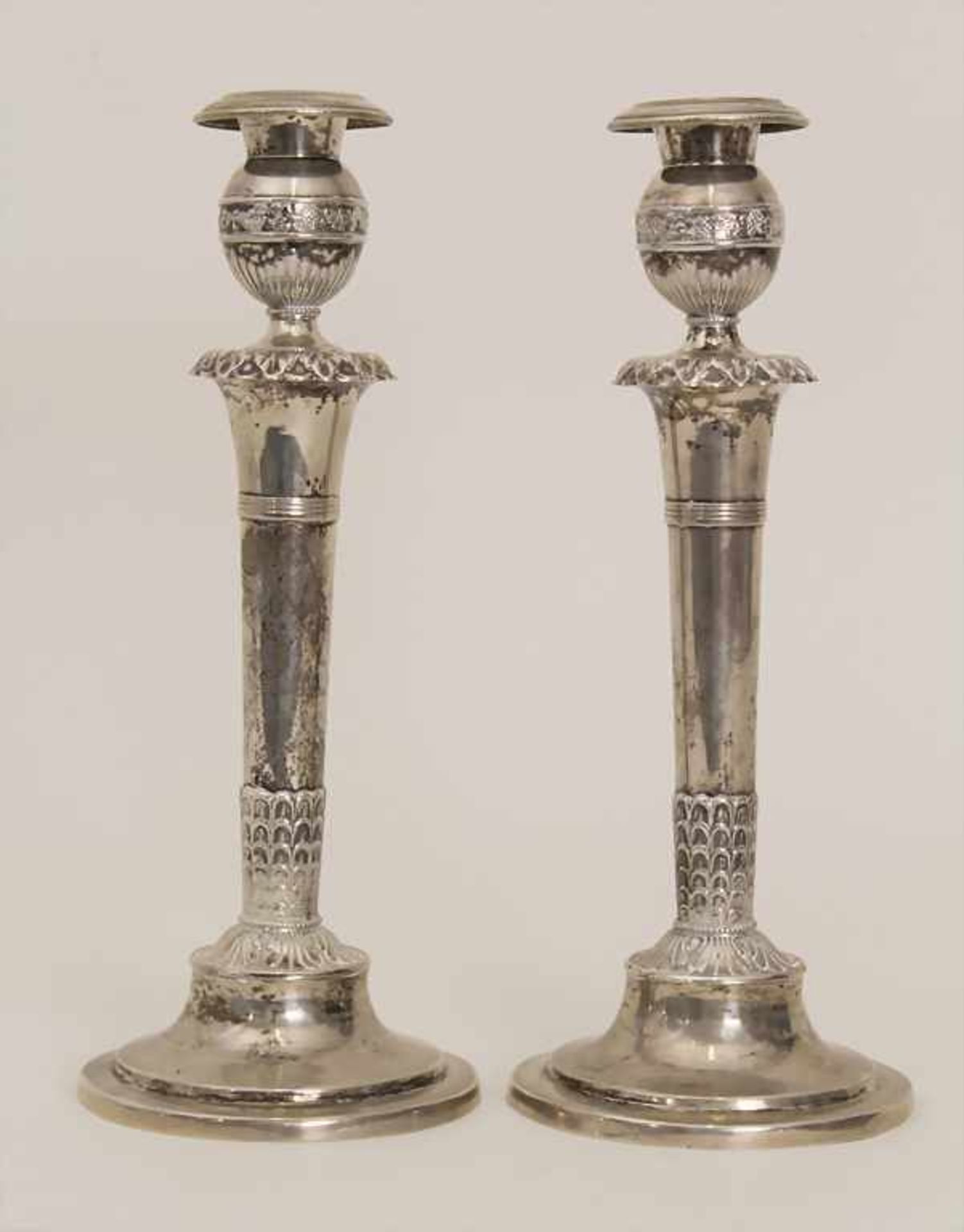 Paar Empire Kerzenleuchter / A pair of Empire silver candlesticks, Listle, um 1820Material: