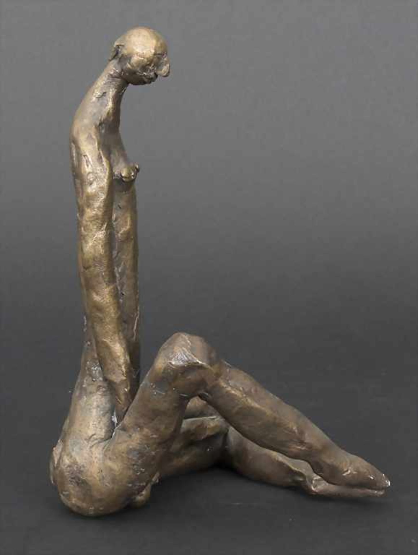 Künstler des 20. Jh. (wohl Bulgarien), 'Sitzender männlicher Akt' / 'A sitting male nude'Technik: - Bild 4 aus 5
