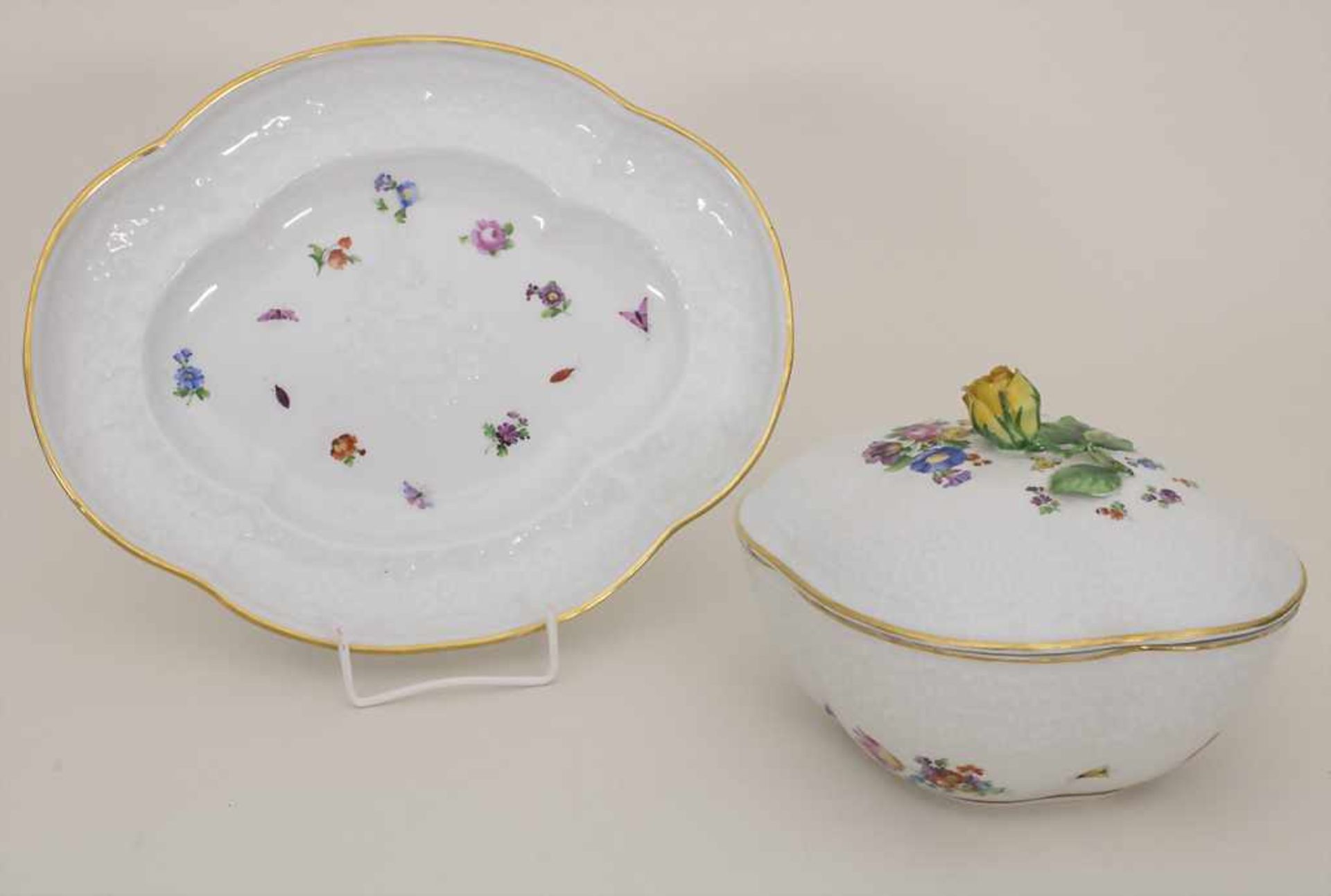 Deckelterrine mit Unterschale / A covered tureen and serving platter, Meissen, 19. Jh.Material: - Bild 2 aus 16