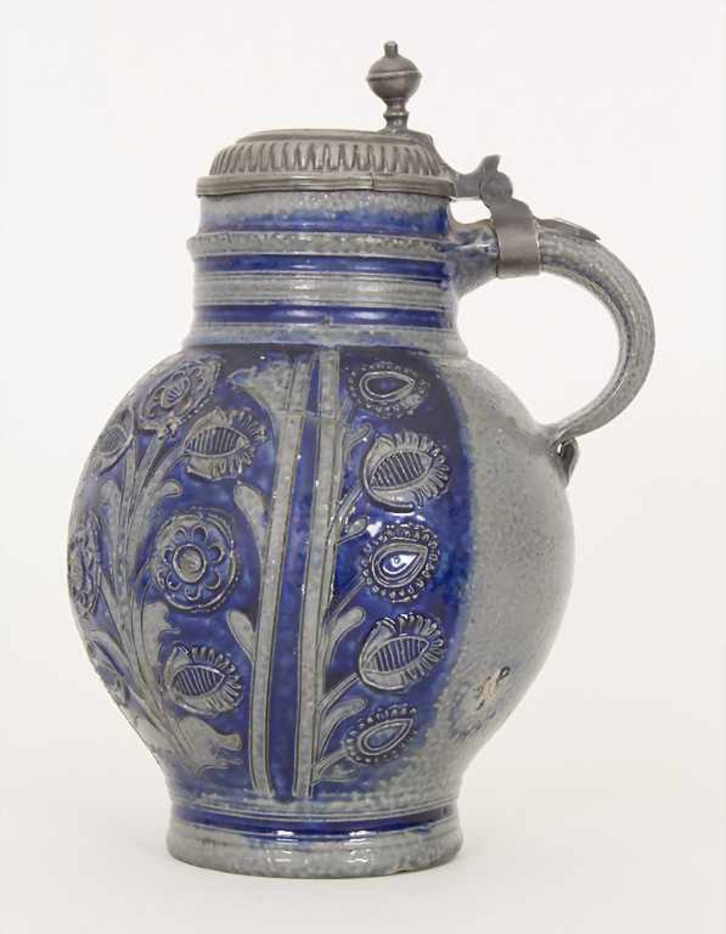 Kugelbauchkrug / A stoneware jug, Westerwald, um 1700Material: Steinzeug, kobaltblau salzlasiert,