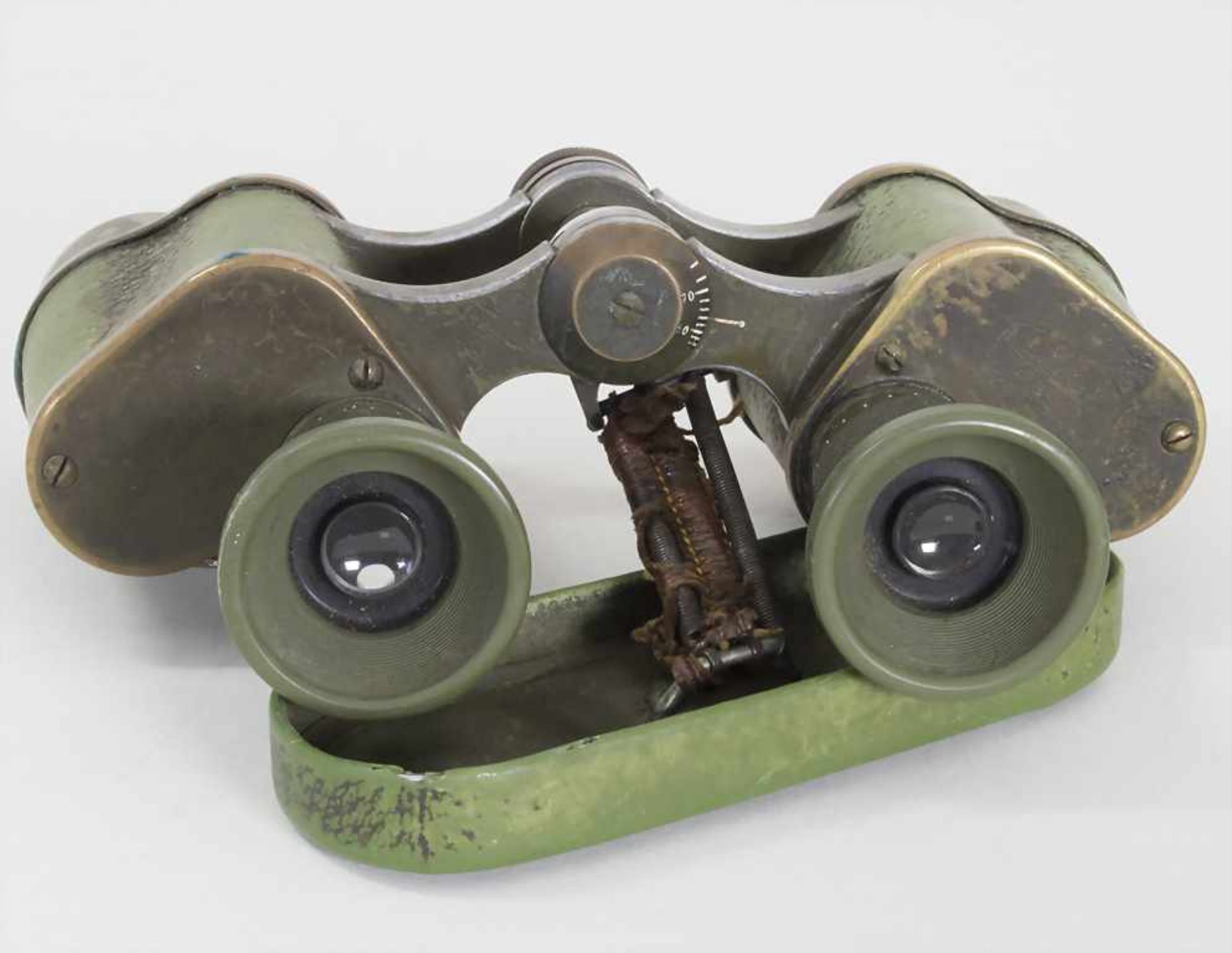 Fernglas WK II / Binoculars WW II, Carl Zeiss, JenaMaterial: Fernglas mit militärischer Lackierung - Bild 3 aus 4