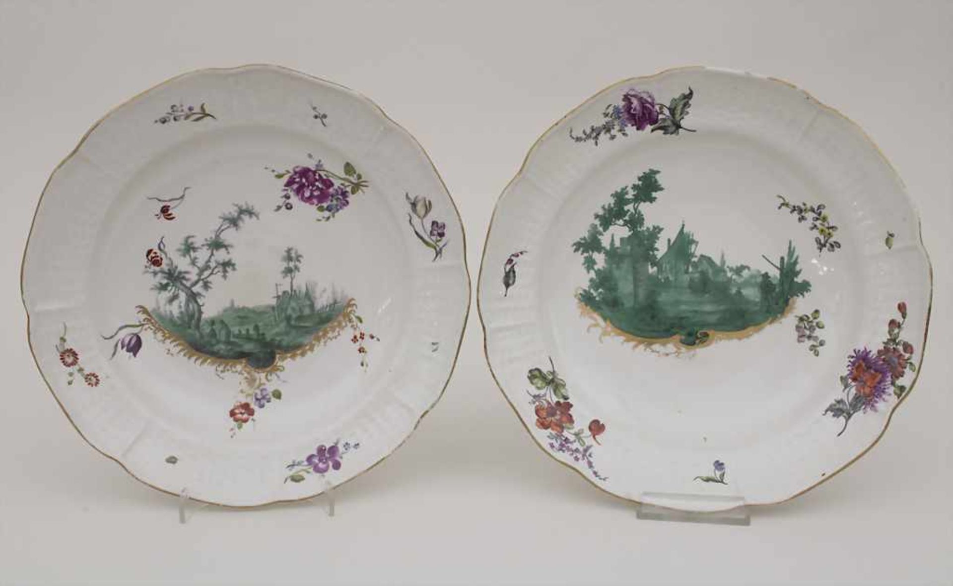 Paar Teller / A pair of plates, Frankenthal, um 1757Material: Porzellan, polychrom bemalt, glasiert,