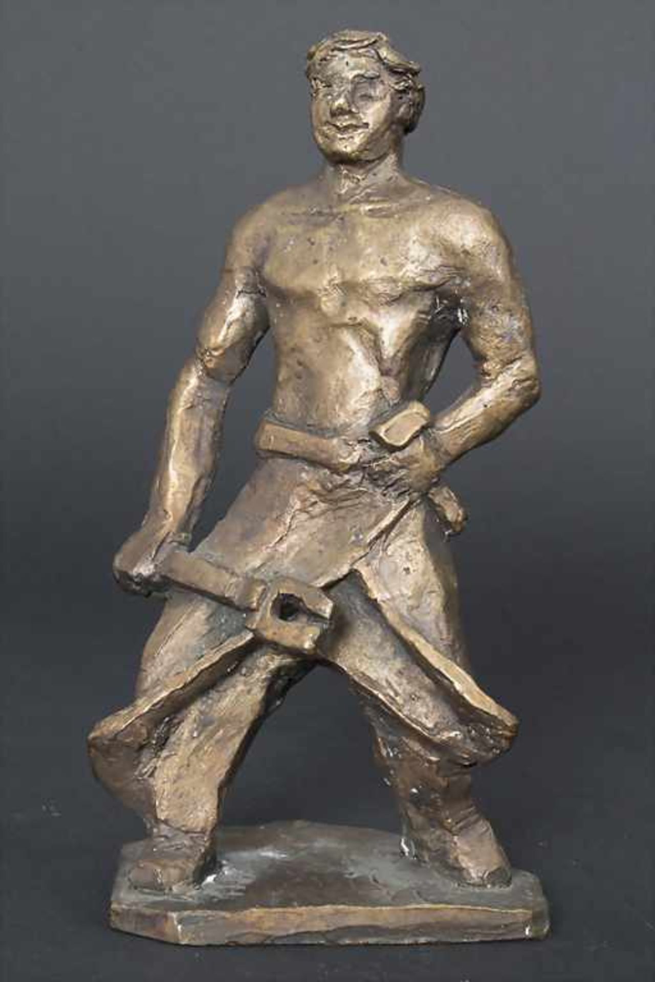 Hardy Schneider-Sato (1919-2002), Bronzefigur 'Schmied' / A bronze figure 'Blacksmith'Technik: