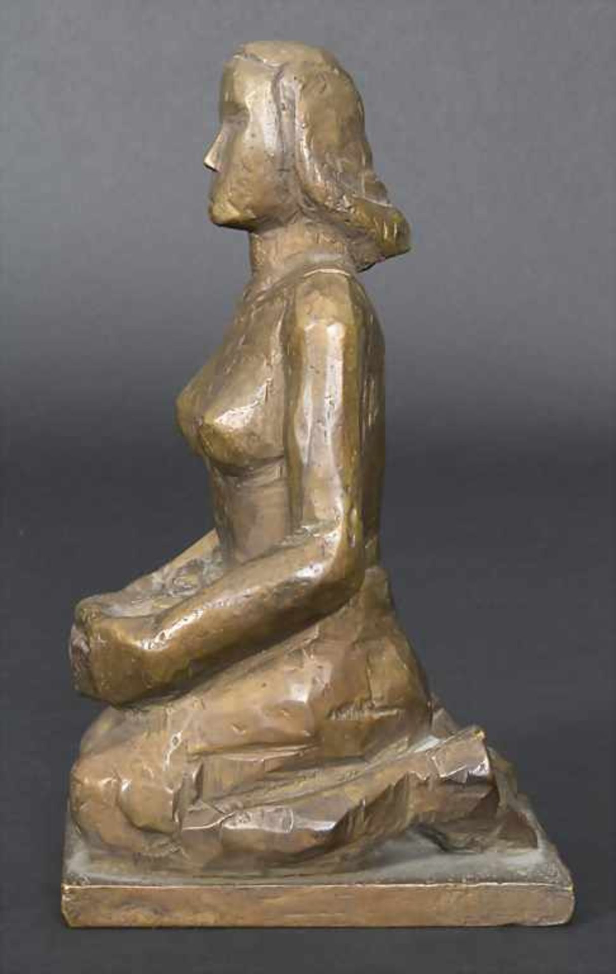Hardy Schneider-Sato (1919-2002), weiblicher Akt 'Kniende' / A female nude 'kneeling woman' - Bild 2 aus 6
