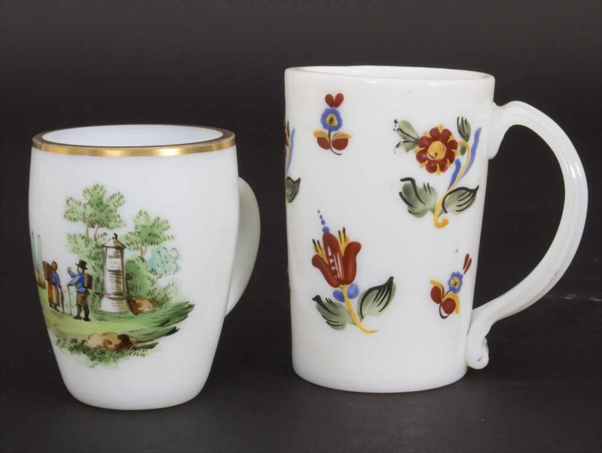 2 Henkelbecher / 2 glass mugs, Böhmen, um 1800Material: opalisierendes Milchglas, poychrom bemalt,