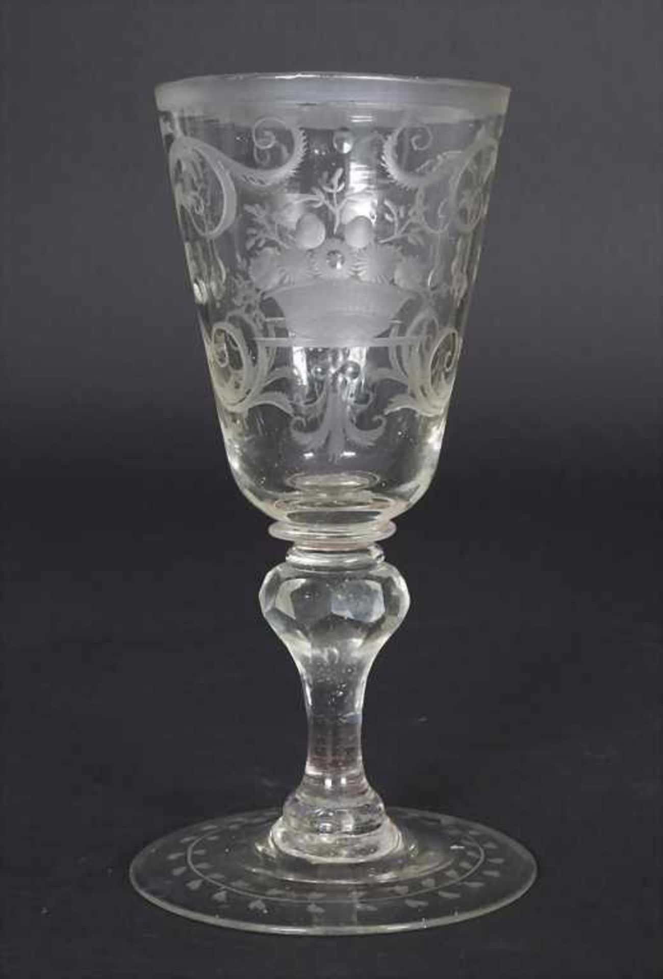 Barock Kelchglas / A Baroque glass goblet, Schlesien, um 1750Material: farbloses geschliffenes