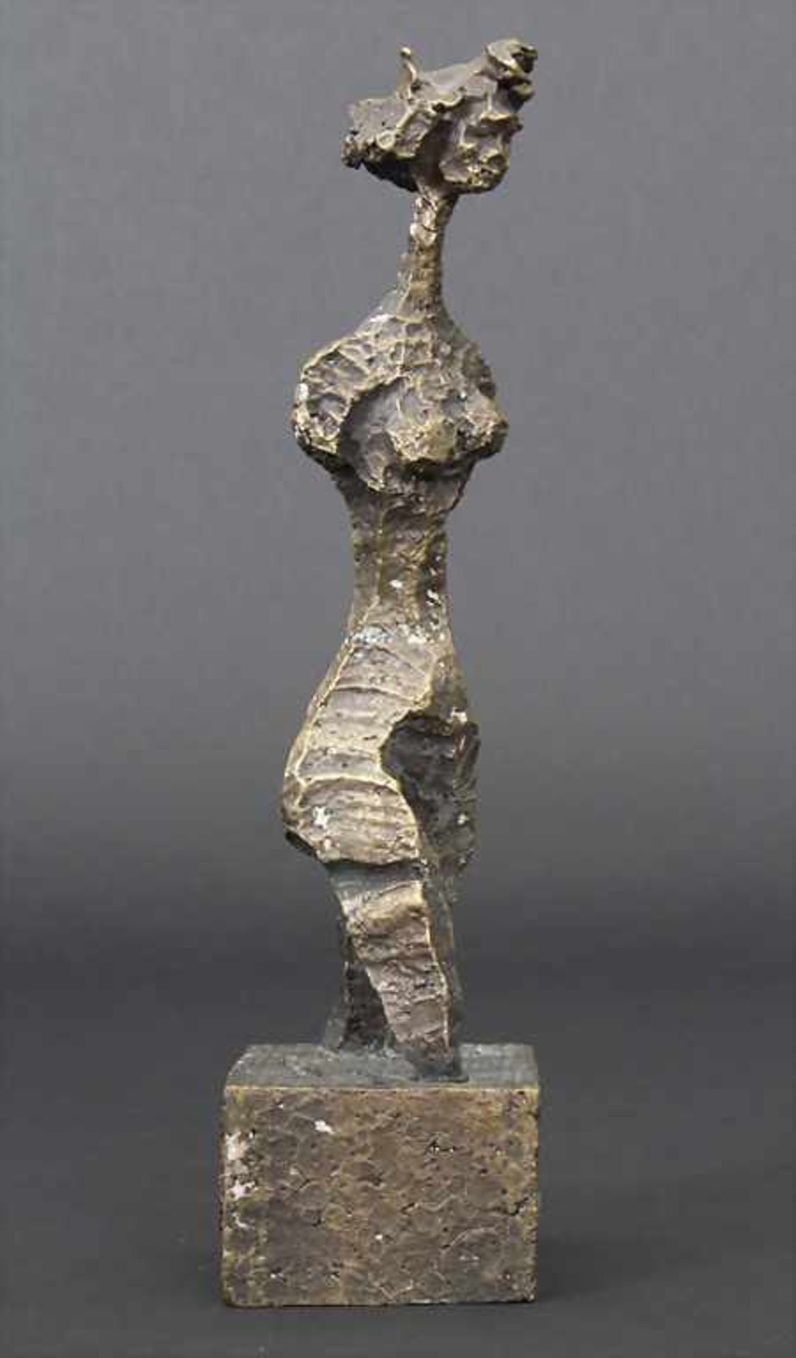 Hardy Schneider-Sato (1919-2002), 'Weiblicher Akt' / 'A female nude'Technik: Bronze, patiniert, - Image 3 of 7