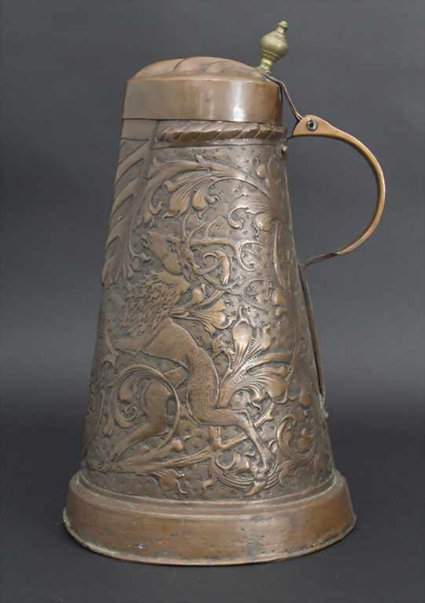Kupferkanne mit Hirschrelief / A copper pot with relief, deutsch, 18. Jh.Material: Kupfer,