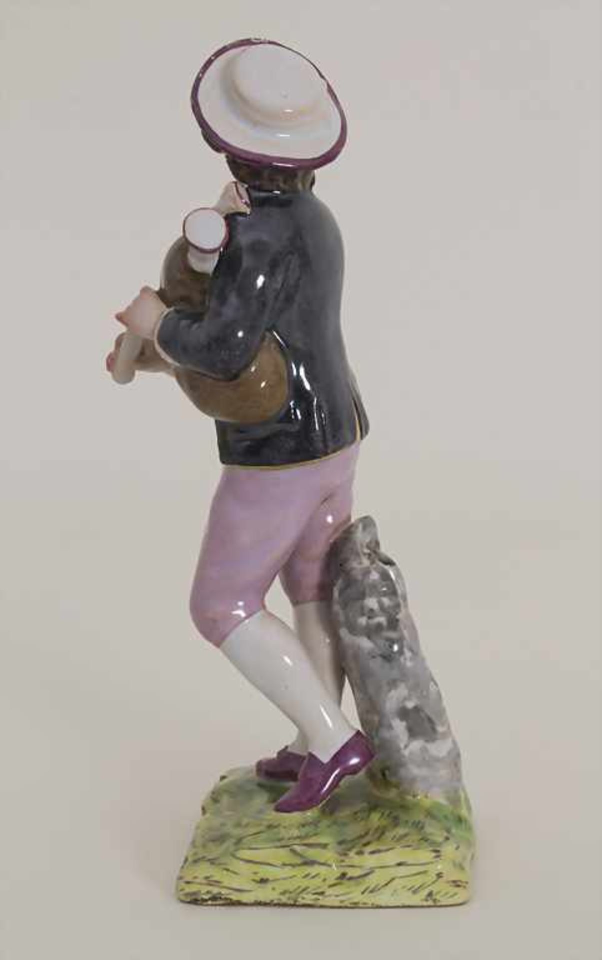 Fayence Figur eines Dudelsackspielers / A faience figure of a bagpiper, Paul Hannong, Straßburg / - Bild 3 aus 6