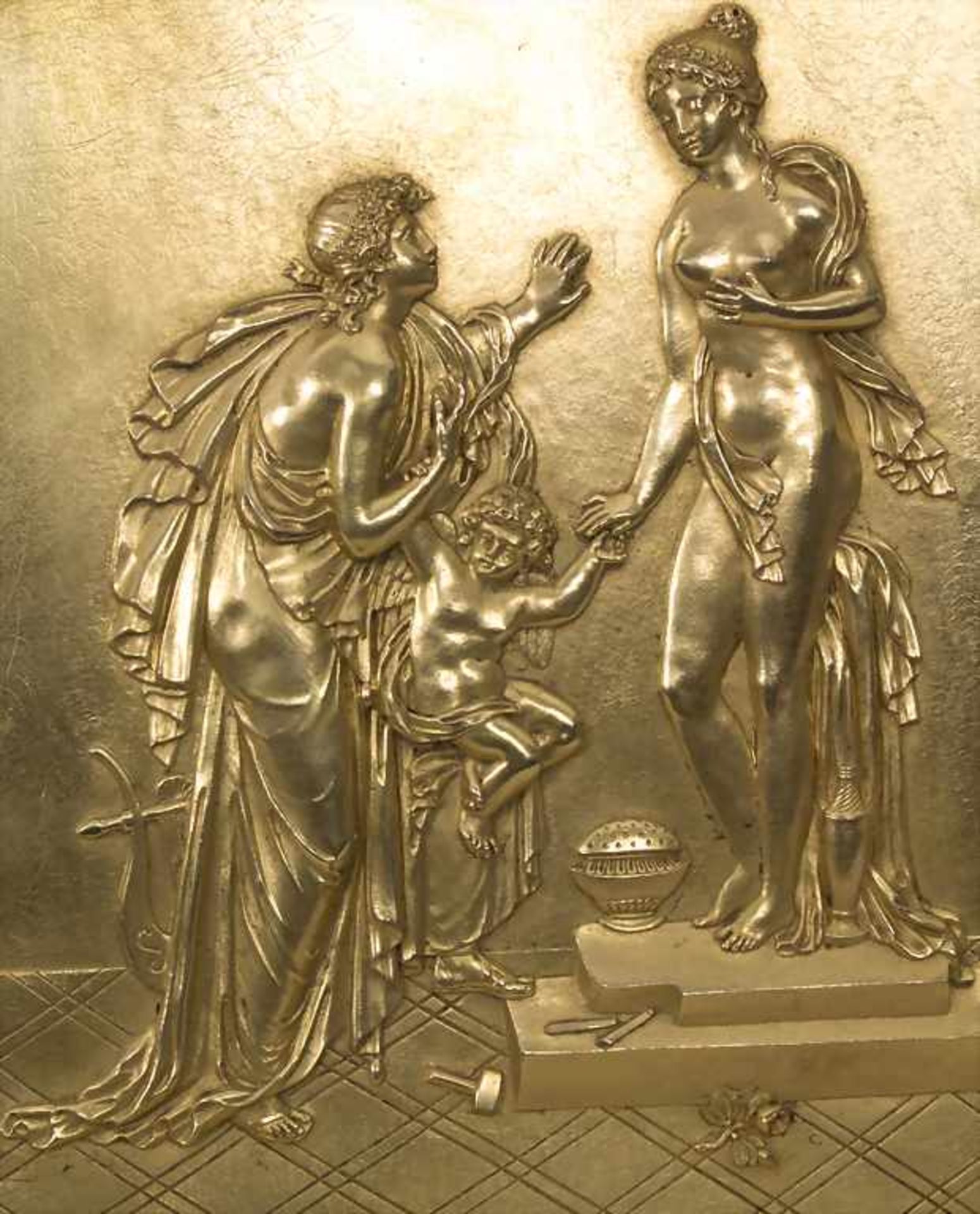 Empire Pendule 'Die Künste' / An Empire clock 'The fine arts', Paris, um 1800Gehäuse: Bronze, - Image 7 of 11