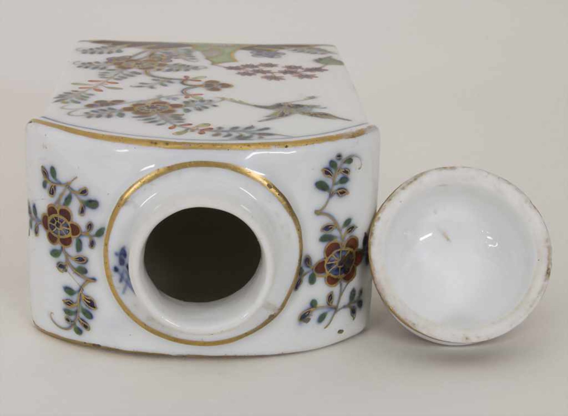 Teedose / A tea caddy, Meissen, um 1740Material: Porzellan, polychrom bemalt, glasiert,Marke: - Bild 7 aus 12