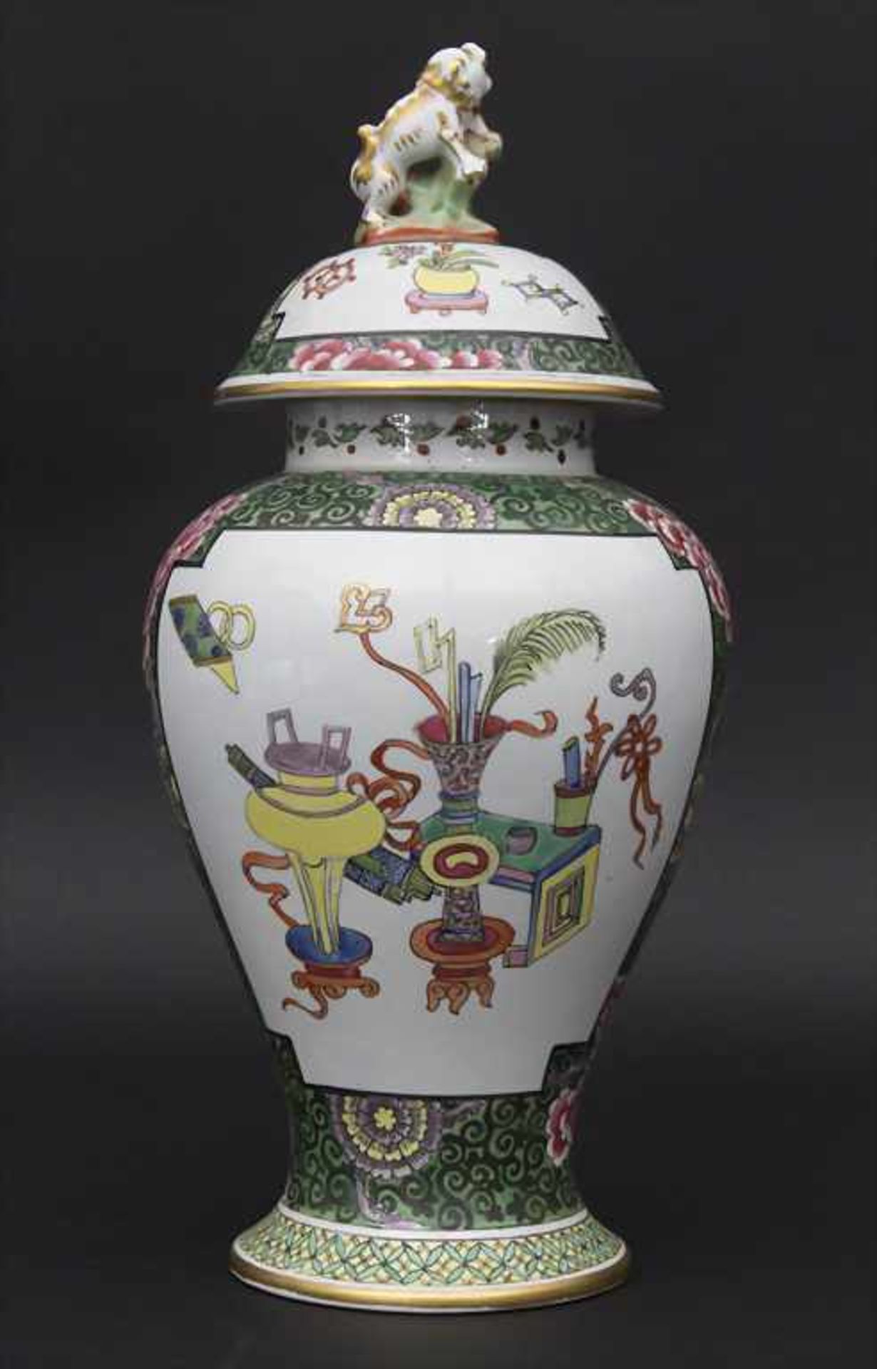 Deckelvase / A lidded vase, Edmé Samson, Paris, um 1900Material: Porzellan, polychrom bemalt, - Bild 3 aus 9