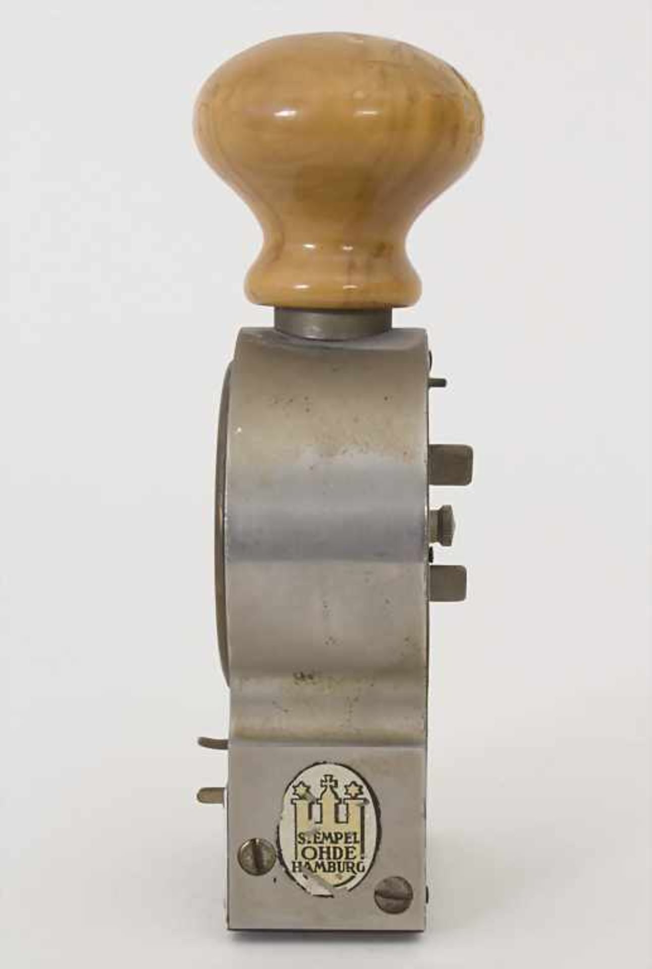 Konvolut Uhren / A set of watchesBestehend aus einer Stempeluhr Fa. ERFU mit Pat. Nr. 854442, ein TU - Image 6 of 7