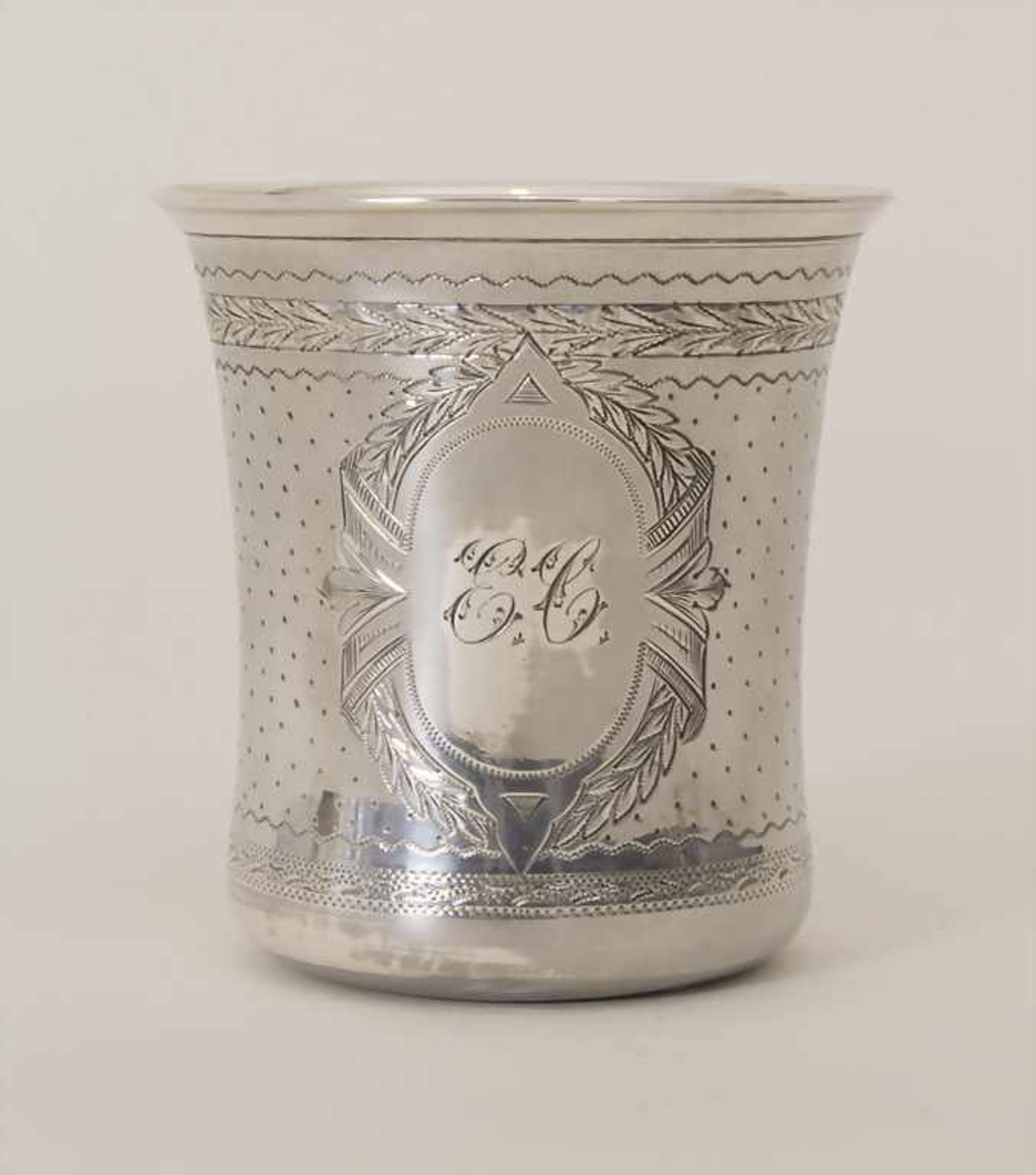 Becher / A silver beaker, Emile Puiforcat, Paris, um 1880Material: 950er Silber, innen vergoldet,