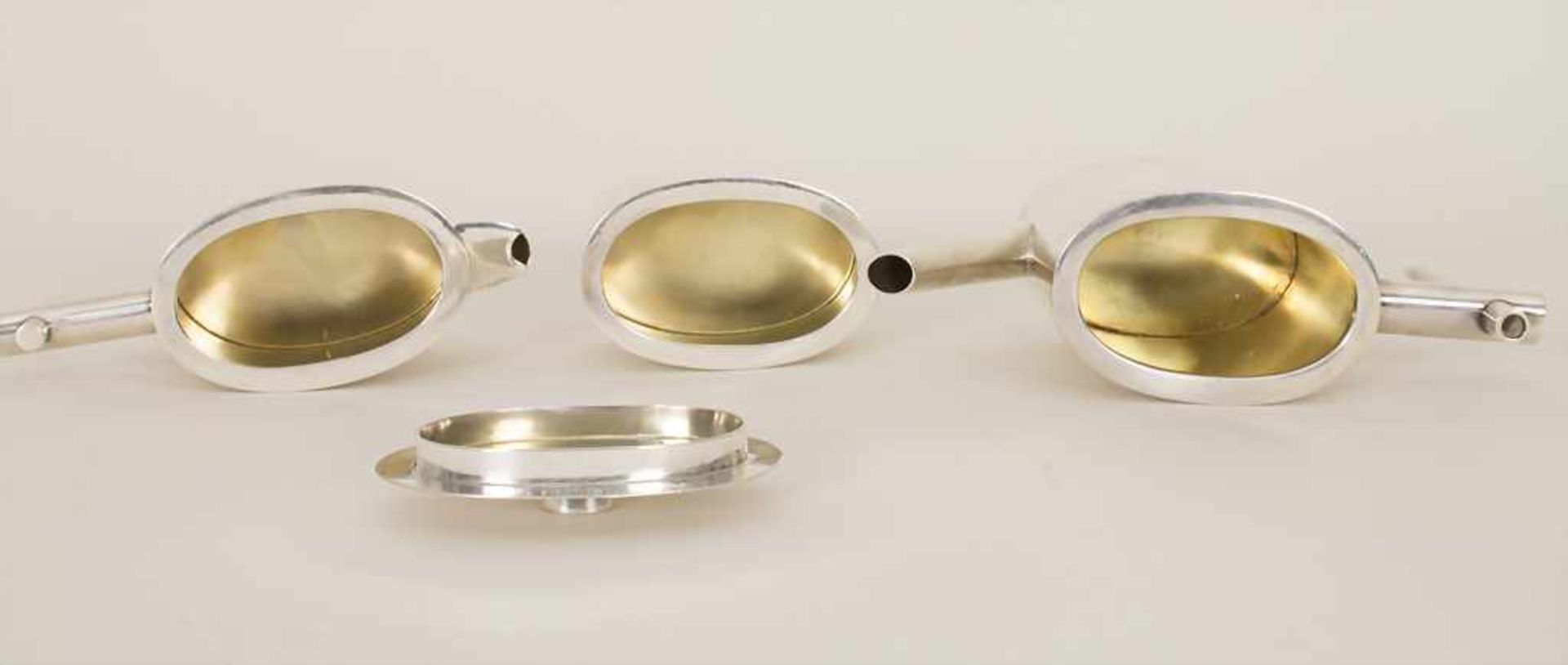 Mokka-Set / A silver mocha set, G. Vavassori, Mailand / Milano, 20. Jh.bestehend aus eienr Kanne, - Image 6 of 7