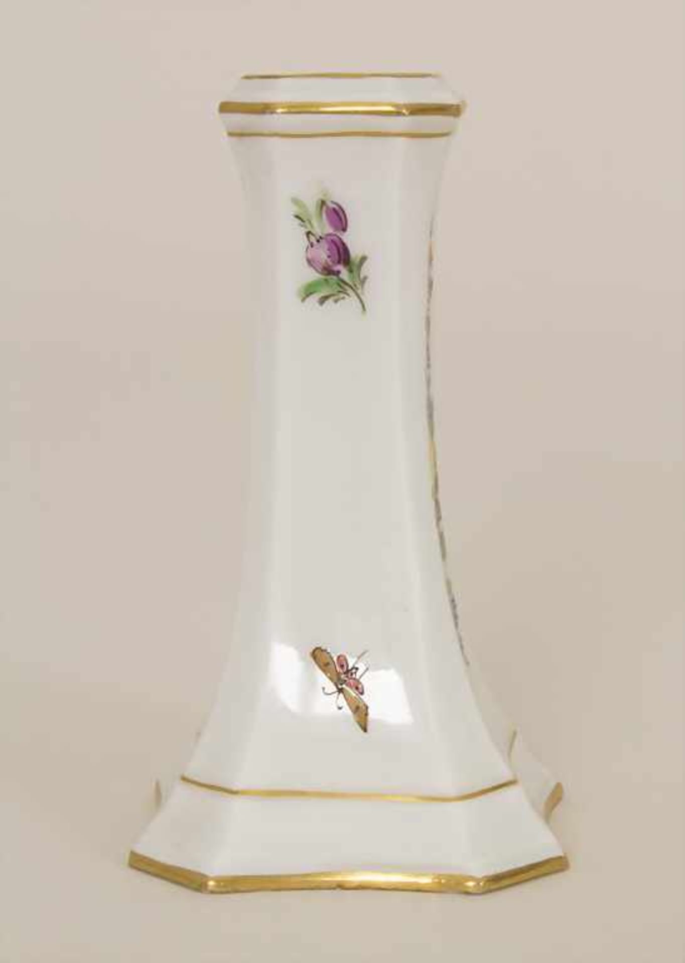 Kleine Vase mit Blumenbouquets / A small vase with flowers, Meissen, Ende 19. Jh.Material: - Bild 2 aus 6