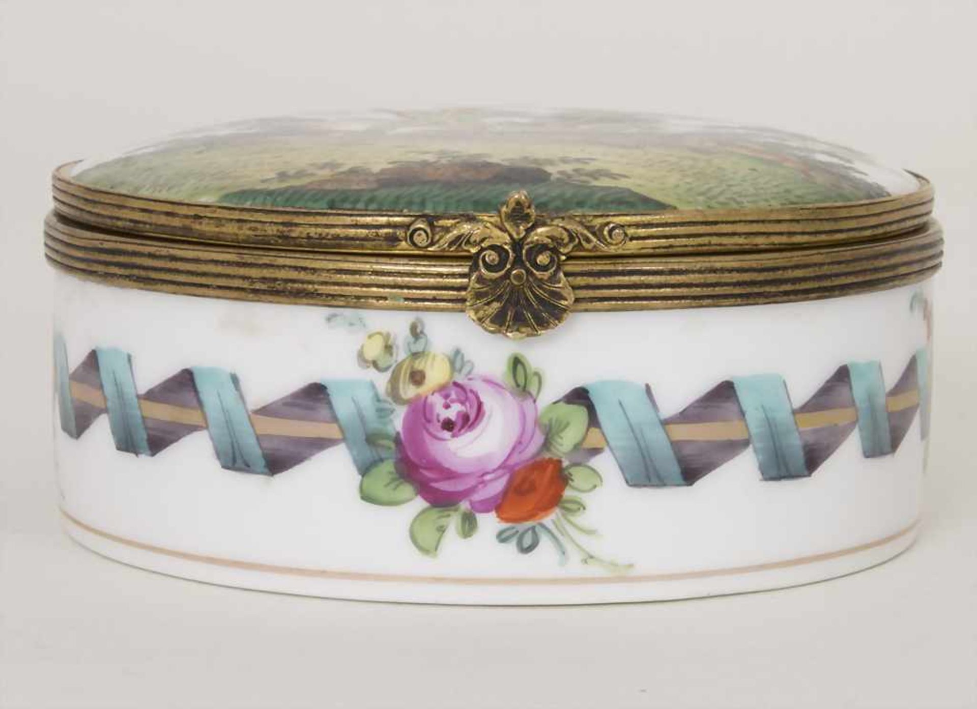 Deckeldose / Tabatiere mit Jagdszene und Napoleon / A snuff box with a hunting scene and Napoleon, - Bild 5 aus 7