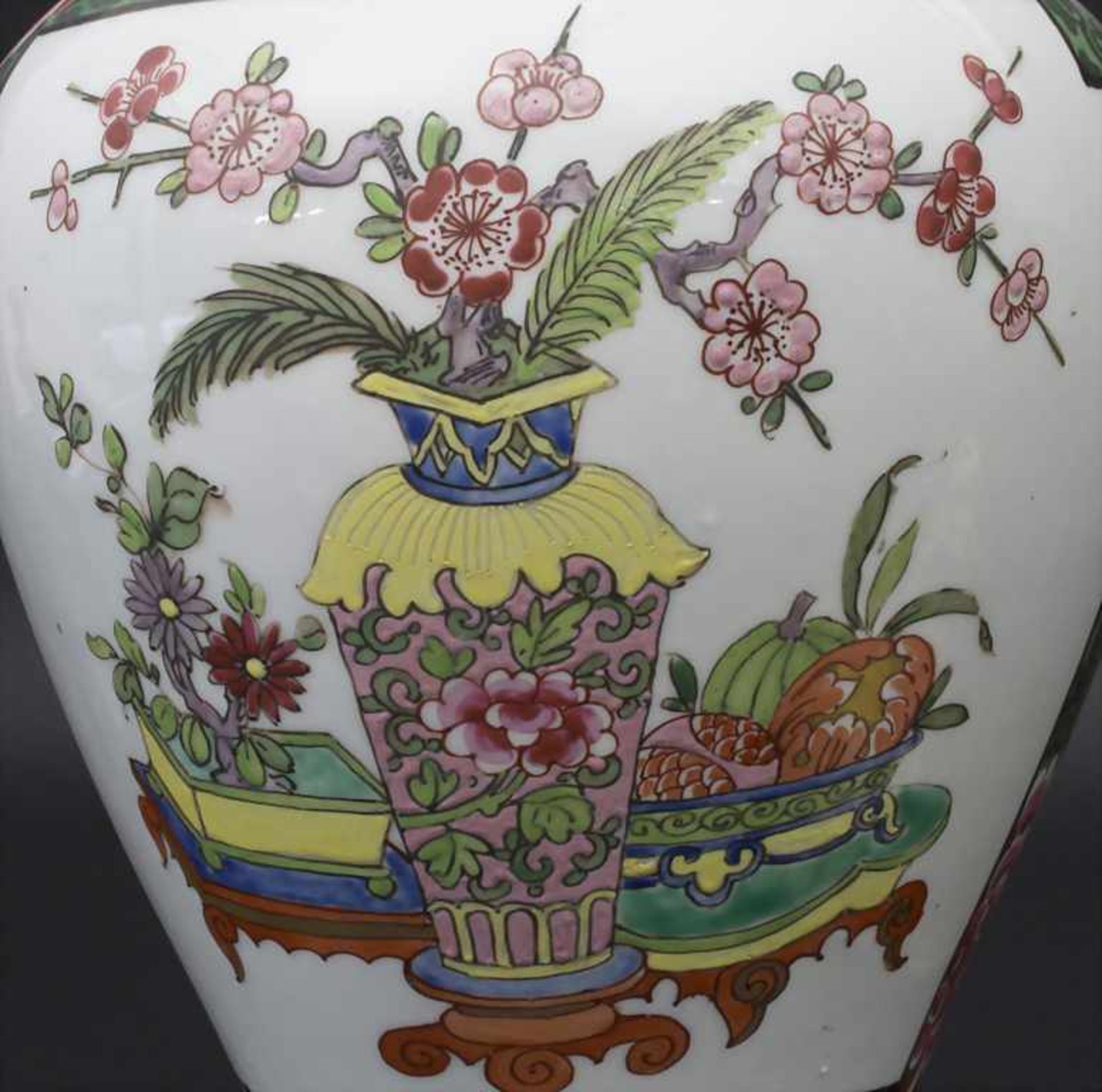 Deckelvase / A lidded vase, Edmé Samson, Paris, um 1900Material: Porzellan, polychrom bemalt, - Bild 9 aus 9