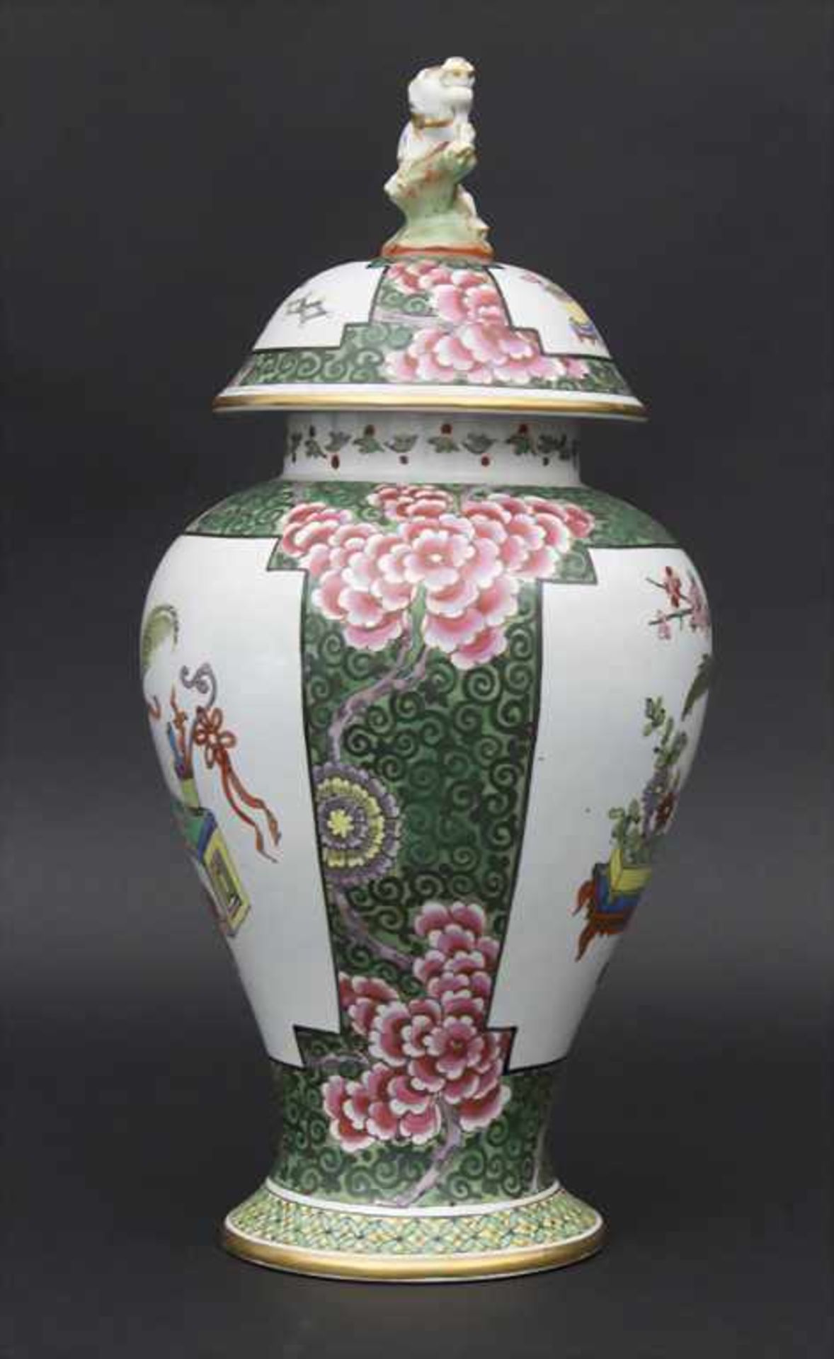 Deckelvase / A lidded vase, Edmé Samson, Paris, um 1900Material: Porzellan, polychrom bemalt, - Bild 4 aus 9