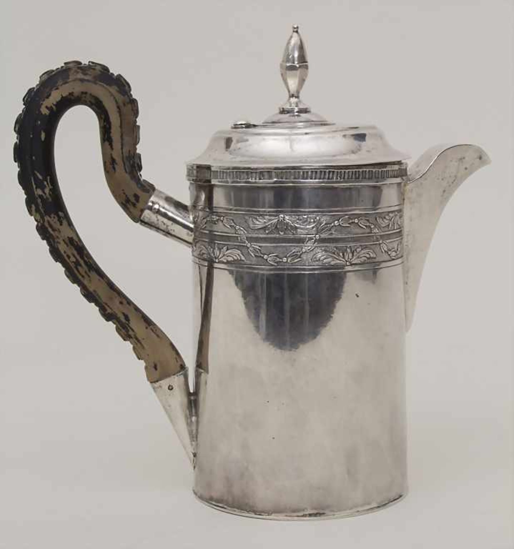 Paar Empire Chocolatieren / Schokoladenkannen / A pair of Empire silver hot chocolate jugs, - Image 11 of 16