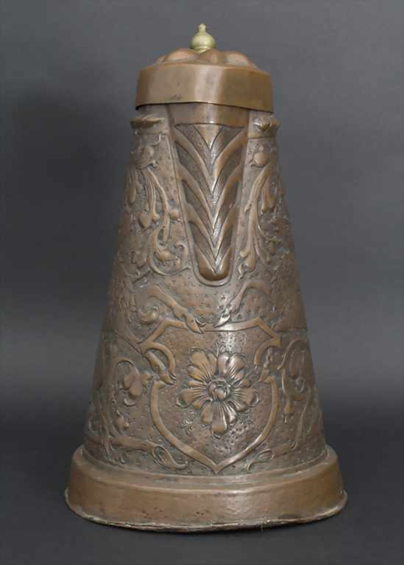 Kupferkanne mit Hirschrelief / A copper pot with relief, deutsch, 18. Jh.Material: Kupfer, - Bild 2 aus 9