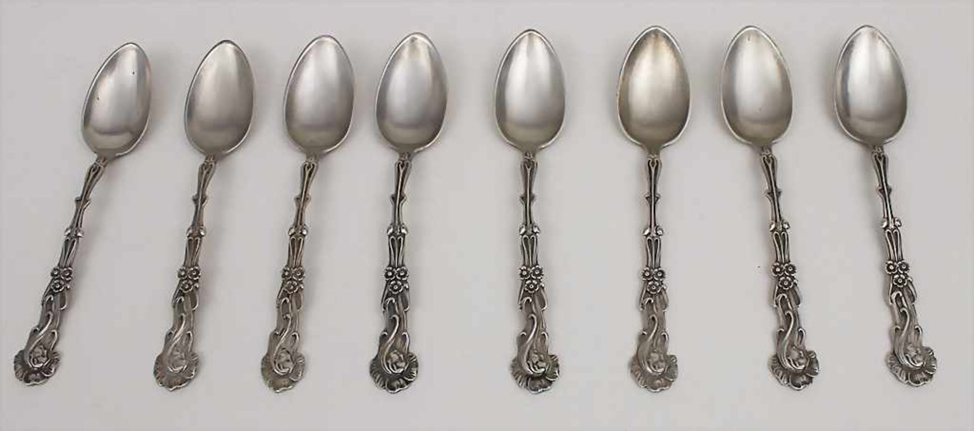 8 Jugendstil Kaffeelöffel / 8 Art Nouveau coffee spoons, deutsch, um 1900<