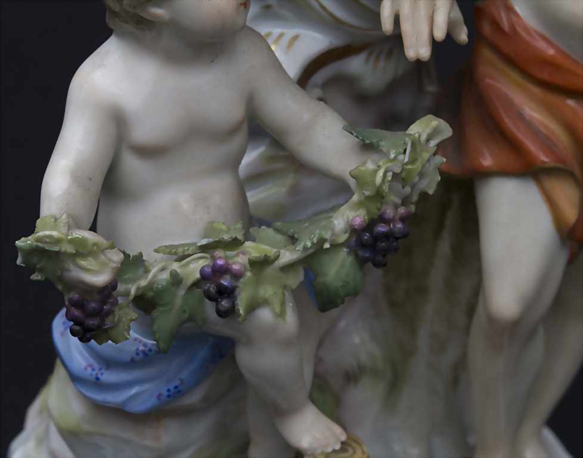 Dreiflammiger Leuchter Allegorie 'Der Herbst' / An allegorical candleholder 'The Autumn', Meissen, - Bild 6 aus 9