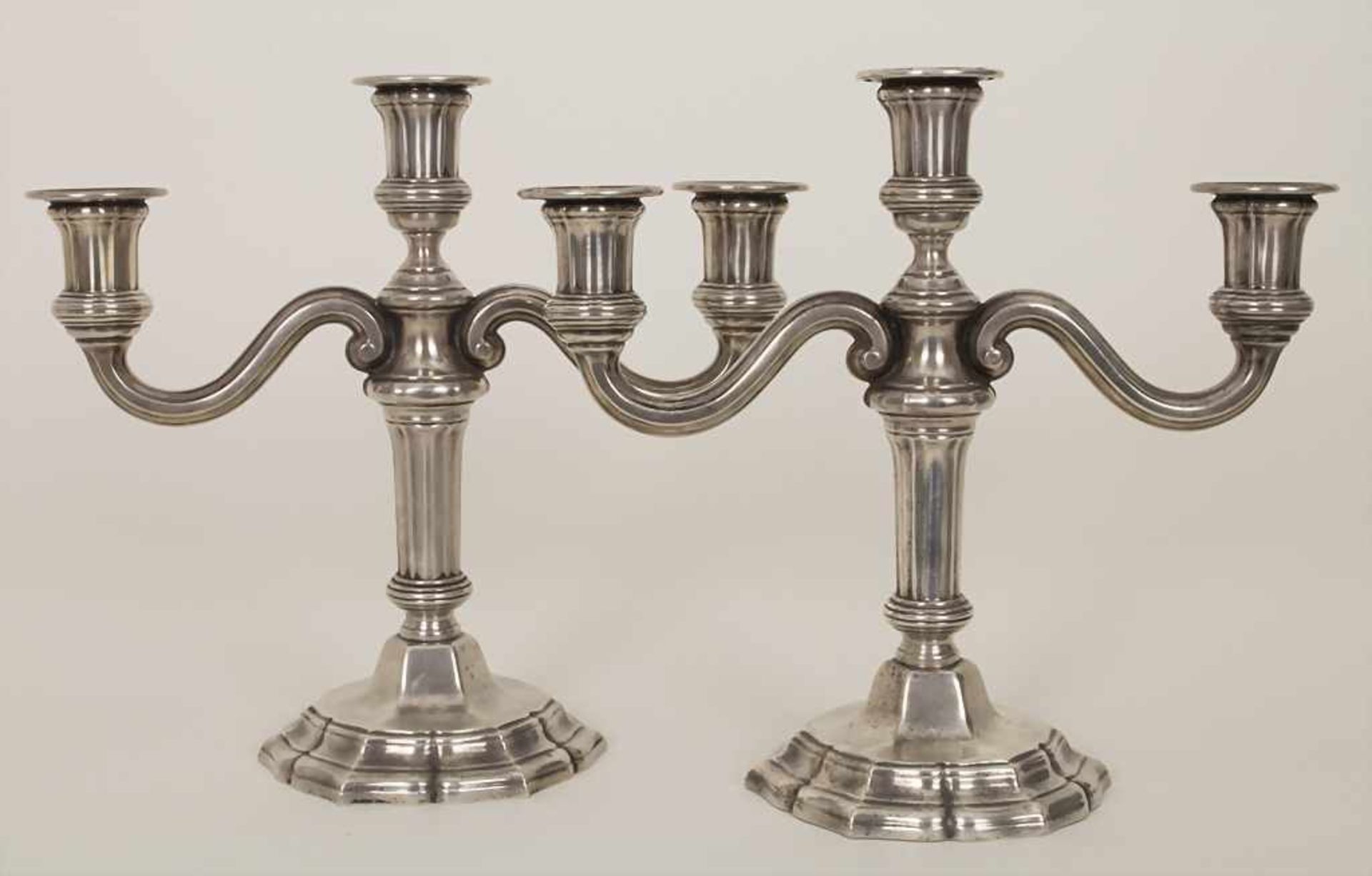 Paar Kerzenleuchter / A pair of silver candlesticks, Tétards et Frères, Paris, um 1880<b