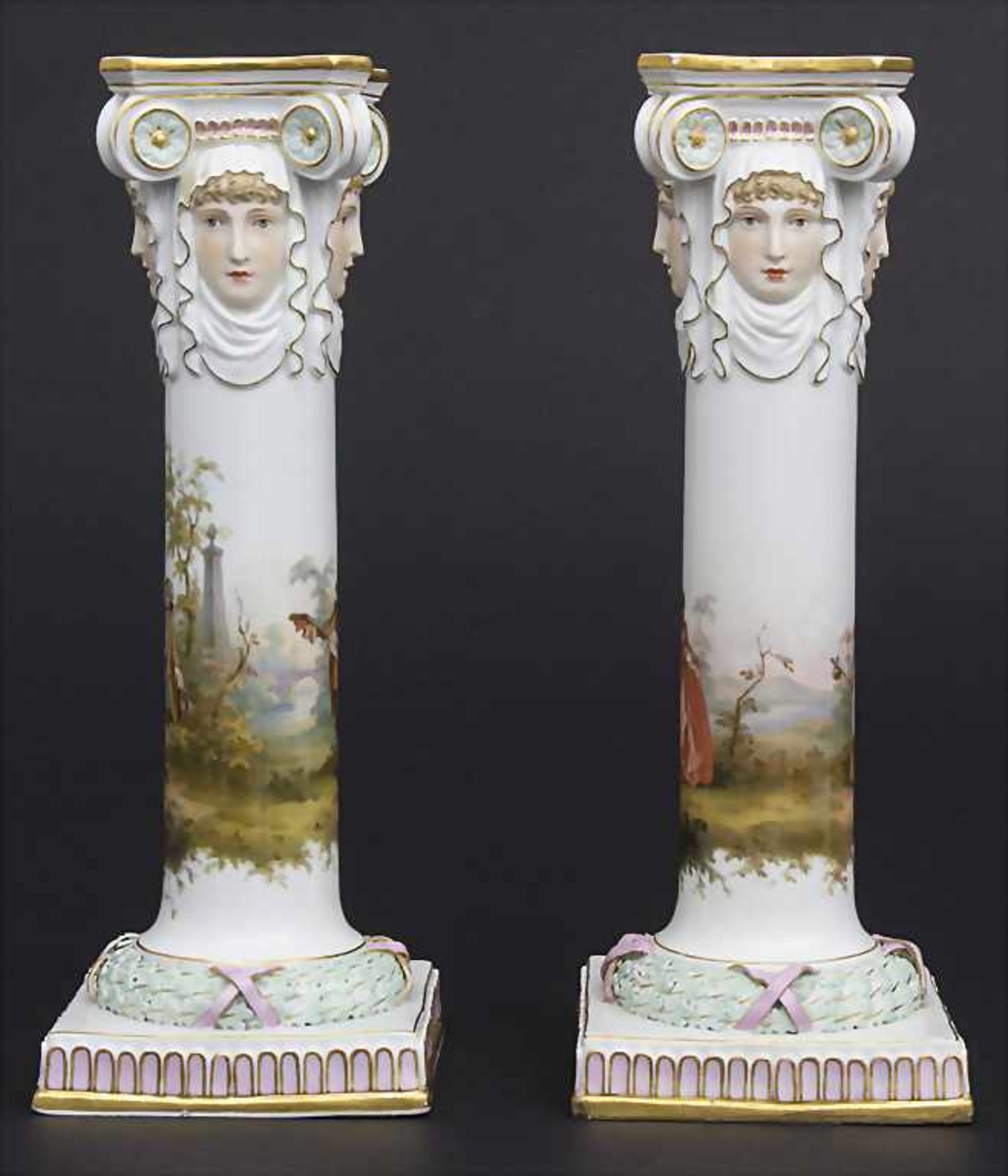 Paar Kerzenleuchter mit galanten Szenen / A pair of candlesticks with courting scenes, Meissen, - Image 2 of 11