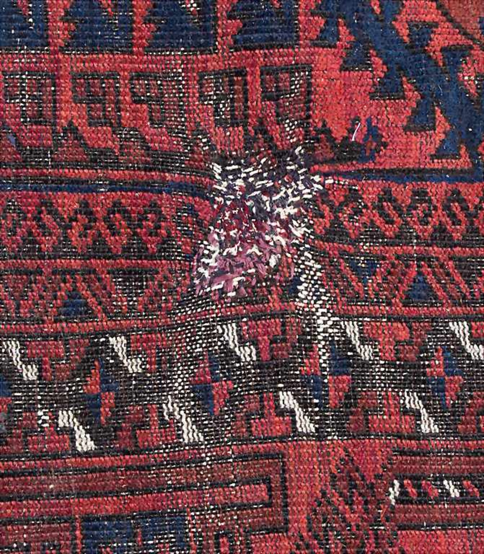 Orientteppich 'Tekke' / An oriental carpet 'Tekke', Turkestan - Bild 4 aus 6