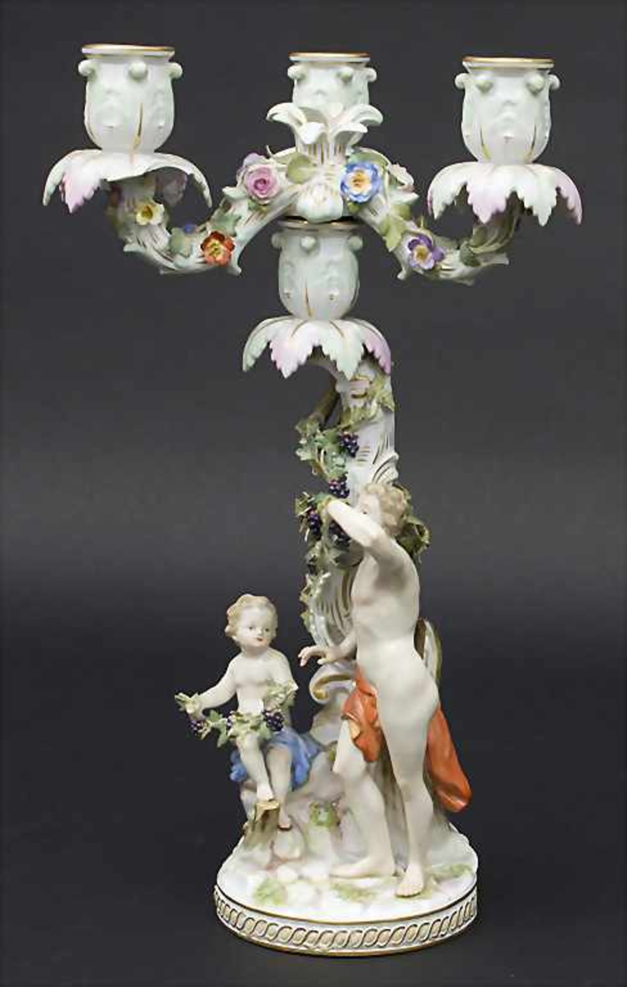 Dreiflammiger Leuchter Allegorie 'Der Herbst' / An allegorical candleholder 'The Autumn', Meissen, - Bild 2 aus 9