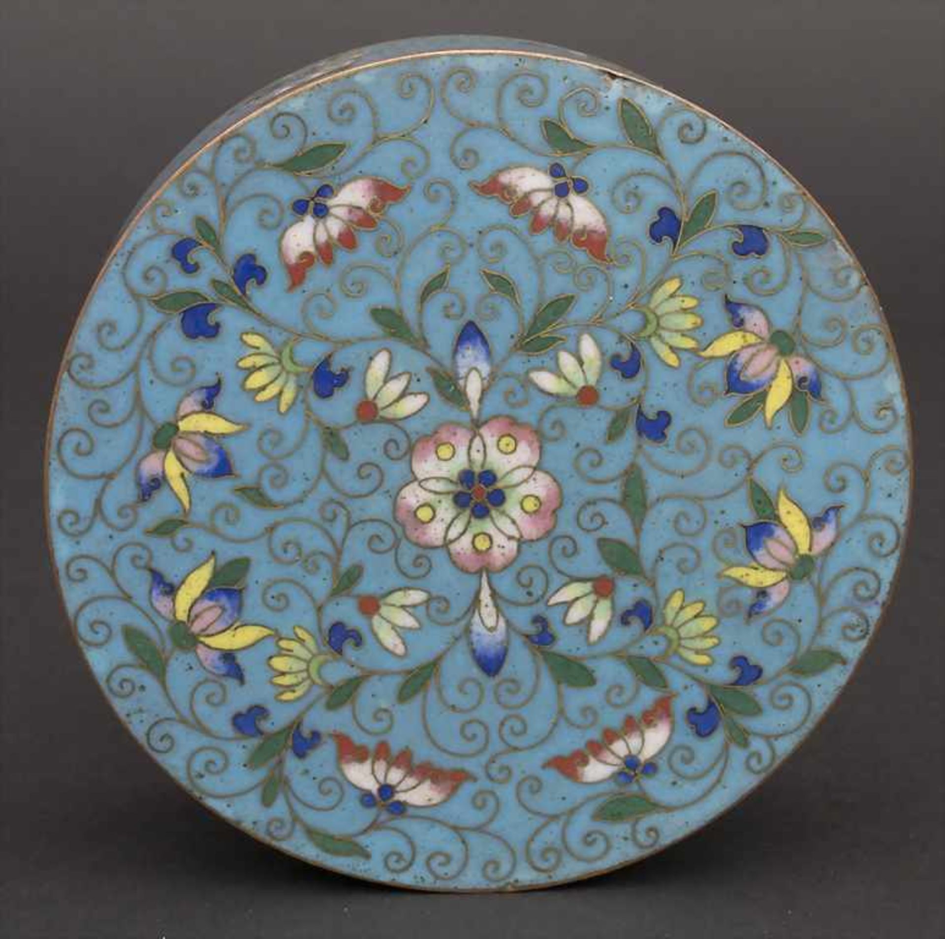 Cloisonné-Deckeldose, China, Qing-Dynastie, 18./19. Jh.< - Image 6 of 7