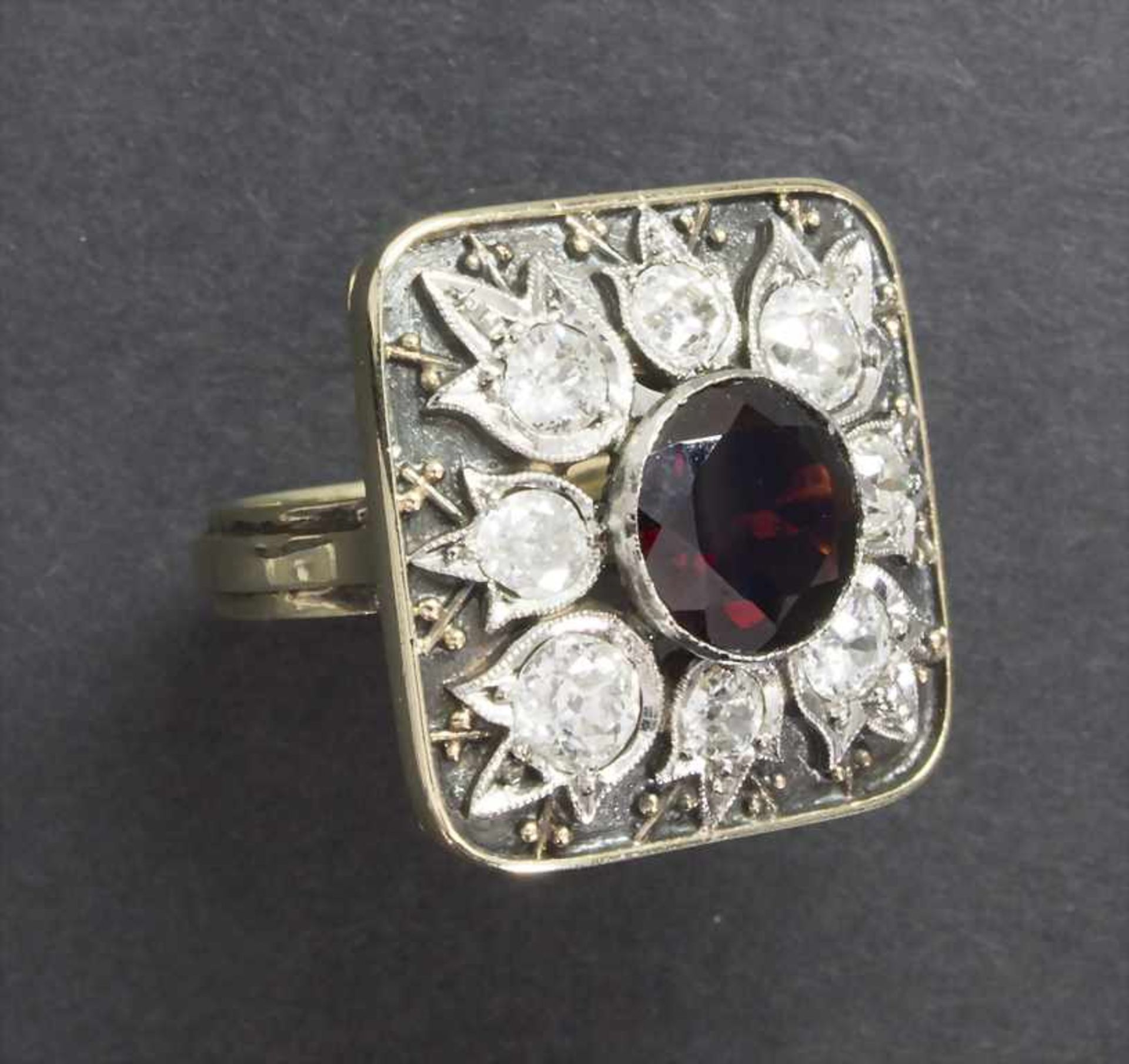 Art Déco Damenring mit Diamant und Granat / An Art Deco ladies ring with diamond und garnet< - Image 3 of 3