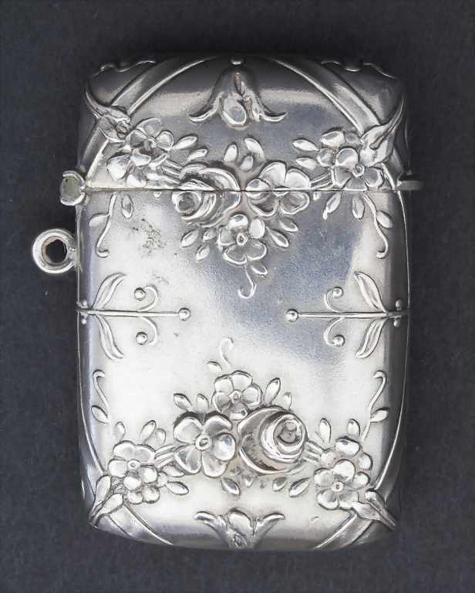 Jugendstil Streichholzetui mit Blumengirlanden / An Art Nouveau match holder with flower garlands, - Image 3 of 3