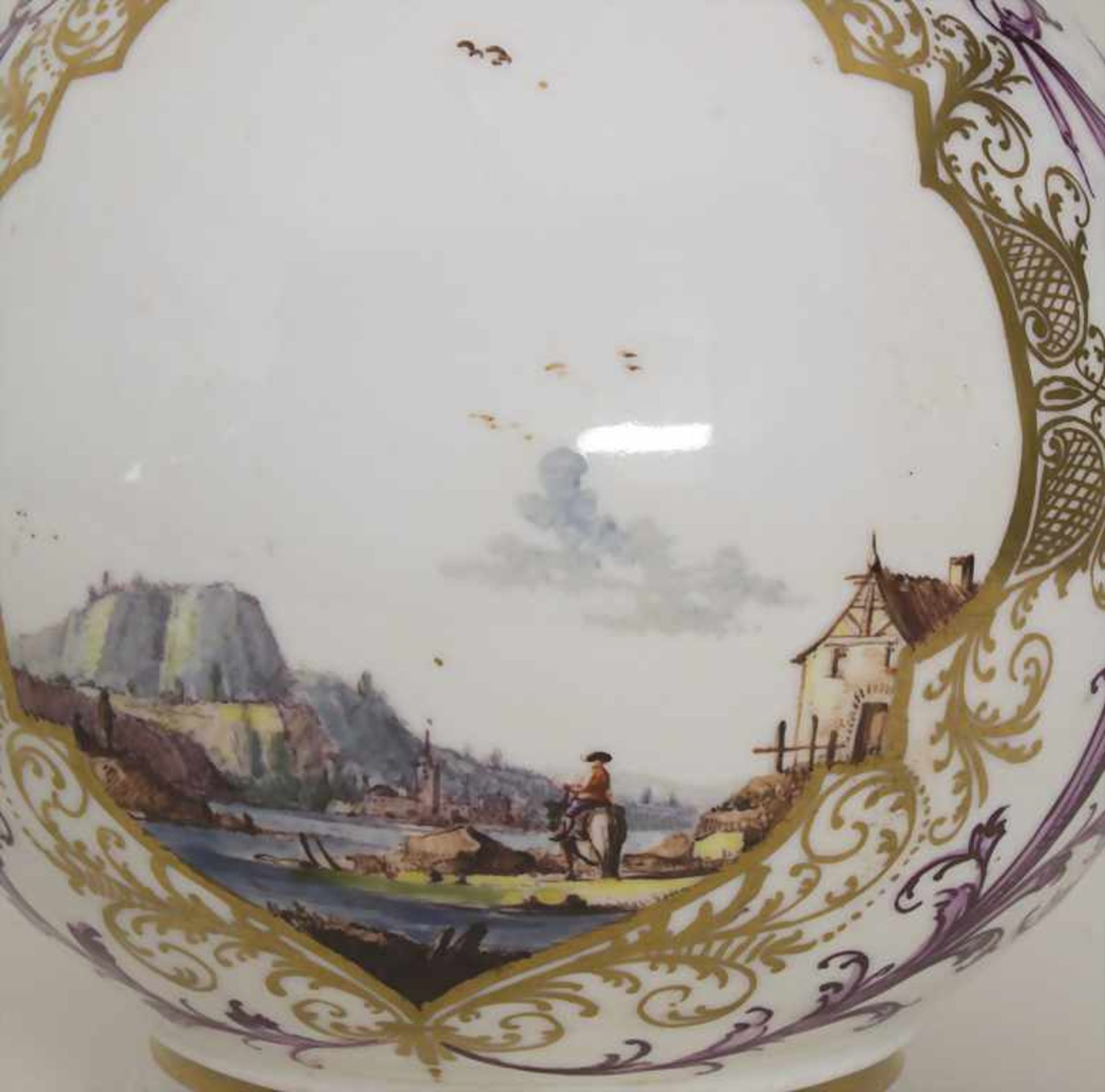 Kanne mit Kauffahrtei-Szenen / An early pot with harbour scenes, Meissen, Höroldt'sche Periode, um - Bild 8 aus 10