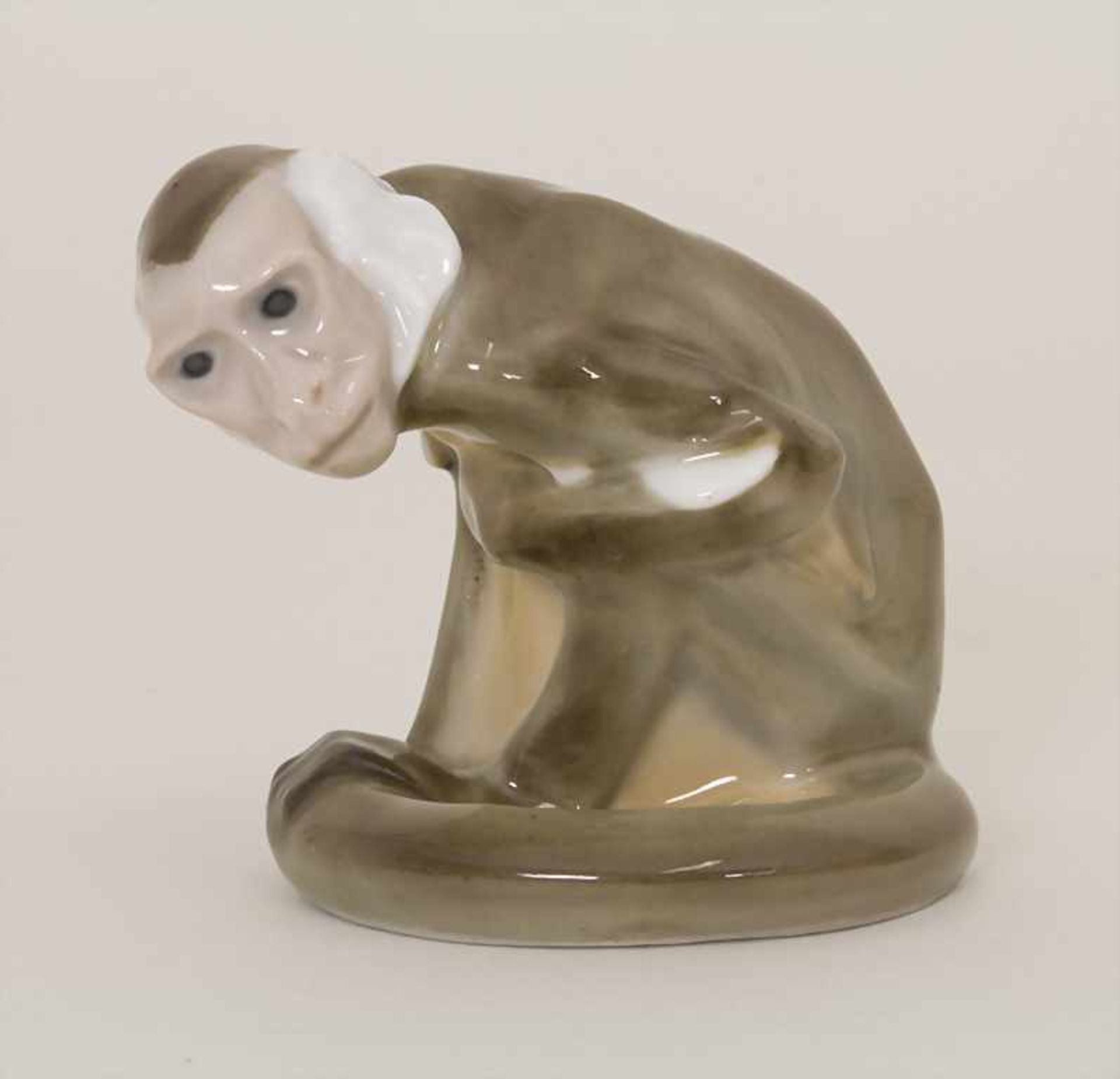 Jugendstil-Tierfigur eines Kapuzineräffchens / An Art Nouveau animal figurine of a capuchin
