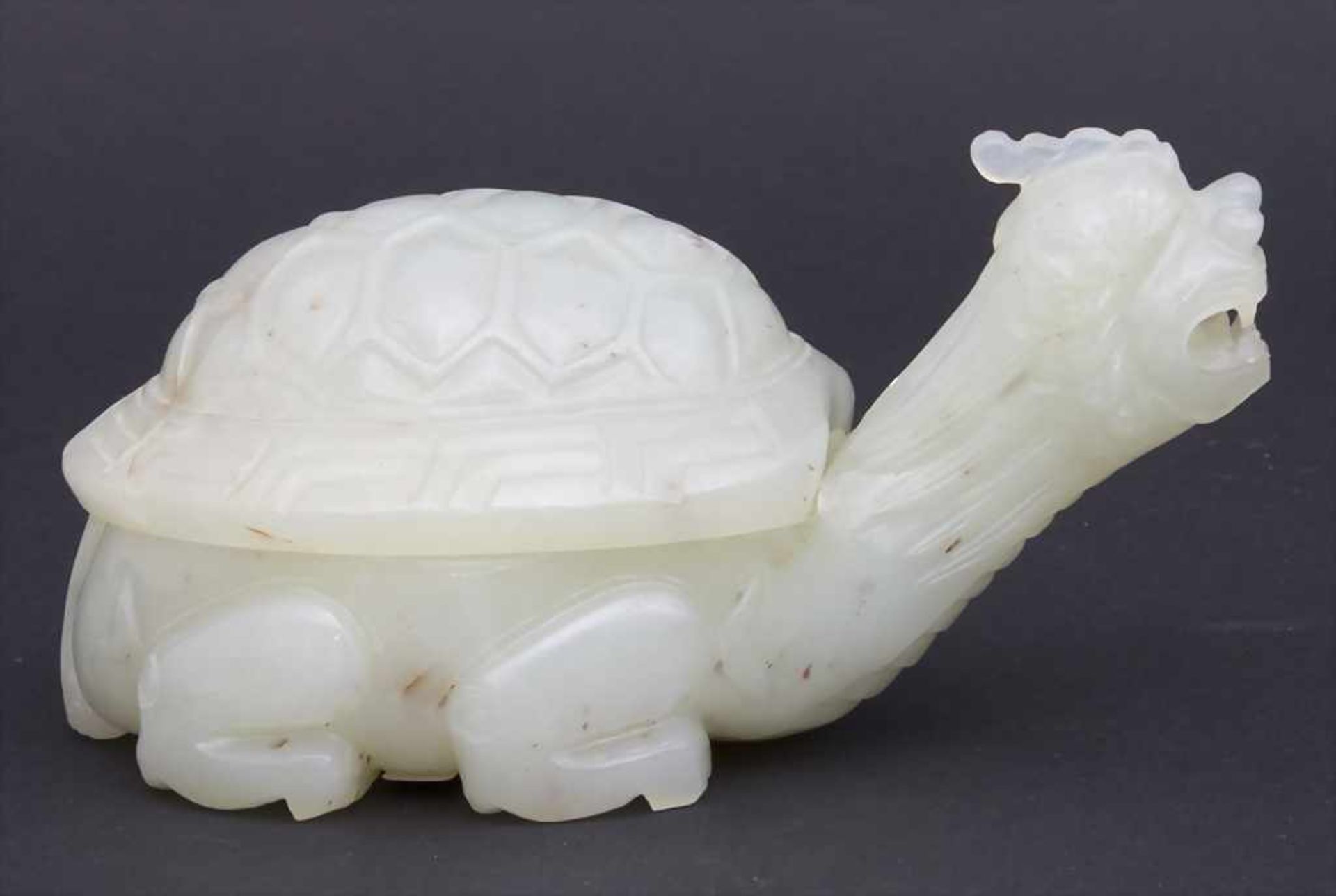 Jade-Deckeldose als Schildkröte, China, Qing-Dynastie< - Image 2 of 7