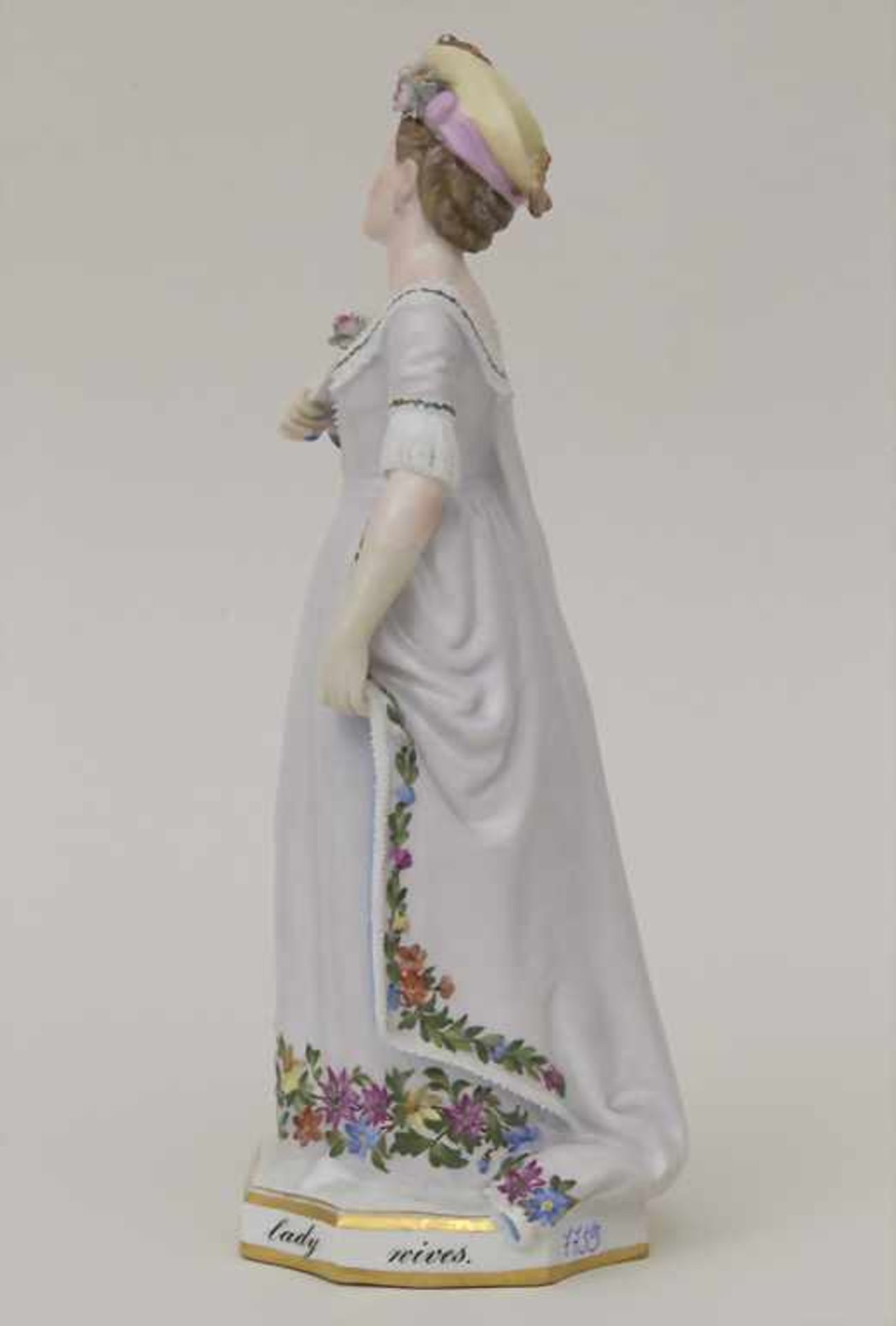 Seltene Figur der Schauspielerin 'Ada Cavendish' / A rare figure of the actress 'Ada Cavendish', - Bild 2 aus 10
