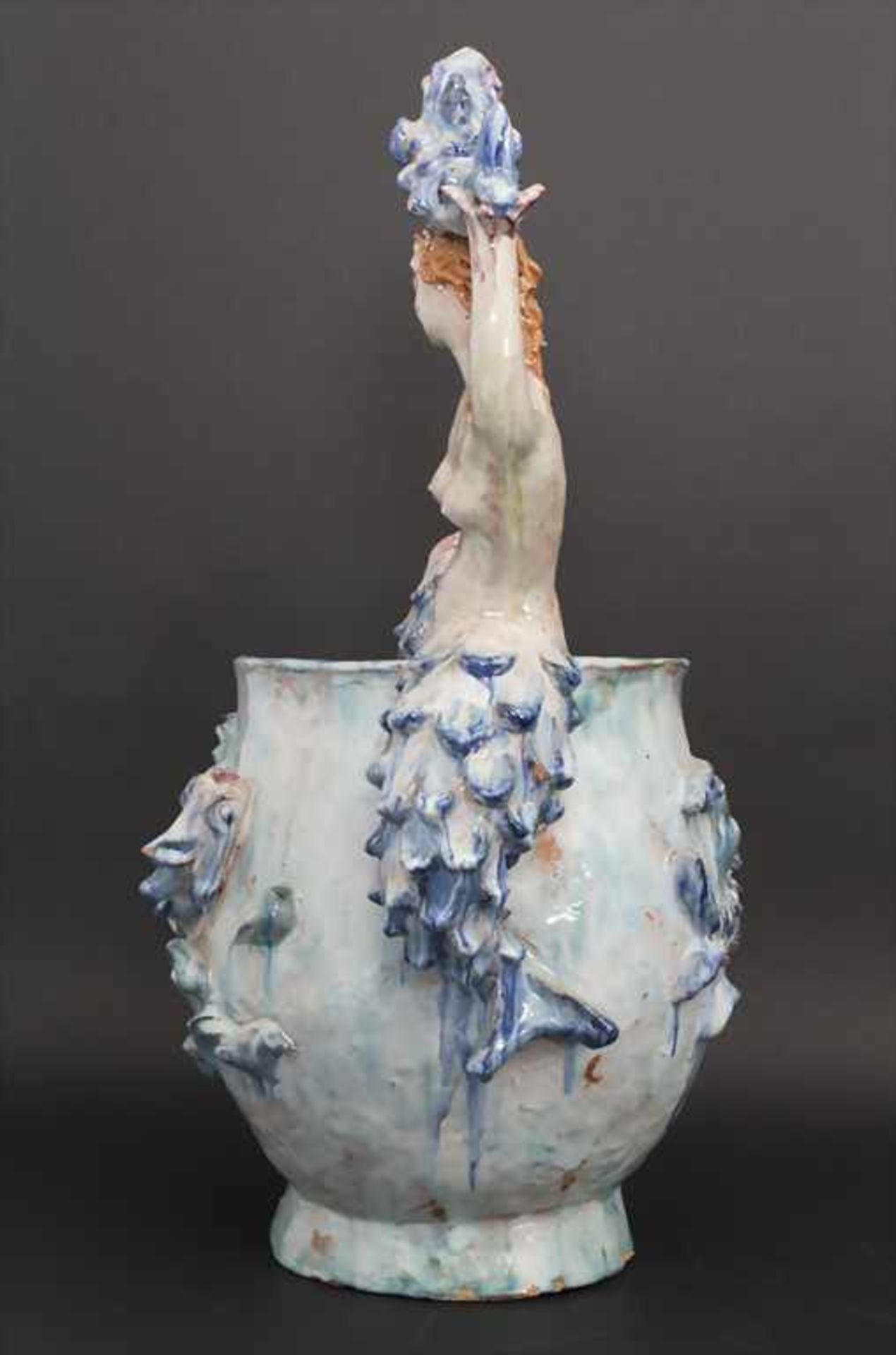 Große Vase mit Figur 'Meerjungfrau und Fische' / A vase with mermaid and fish, Entw. Bernhardine ( - Bild 5 aus 11