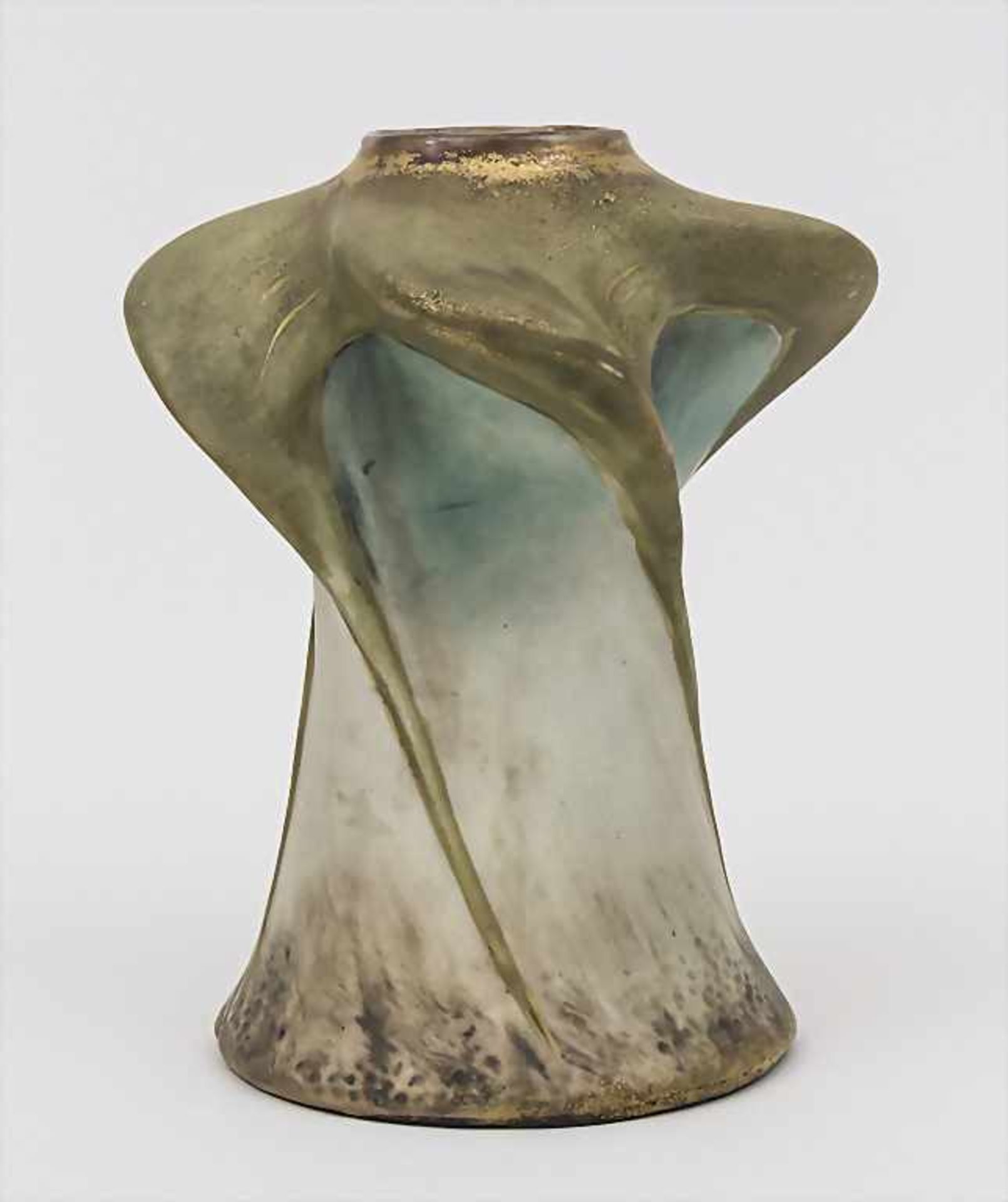Jugendstil Vase / An Art Nouveau Vase, Amphora-Werk Riessner, Stellmacher & Kessel, Teplitz /