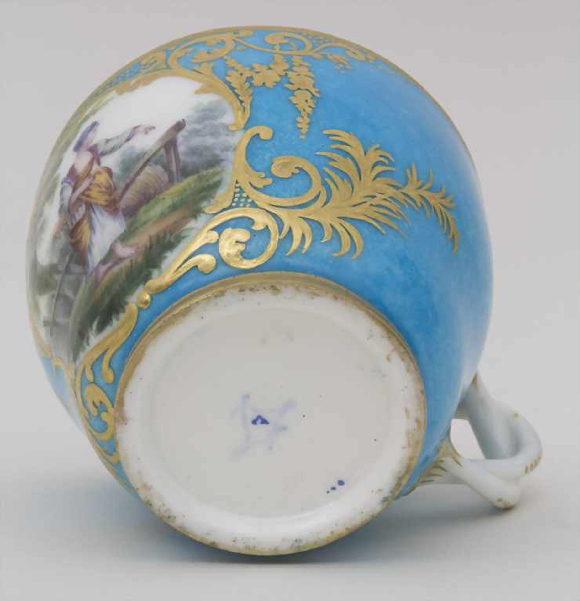 Tasse mit Unterschale / A tea cup and saucer, Sèvres, um 1800< - Bild 10 aus 10